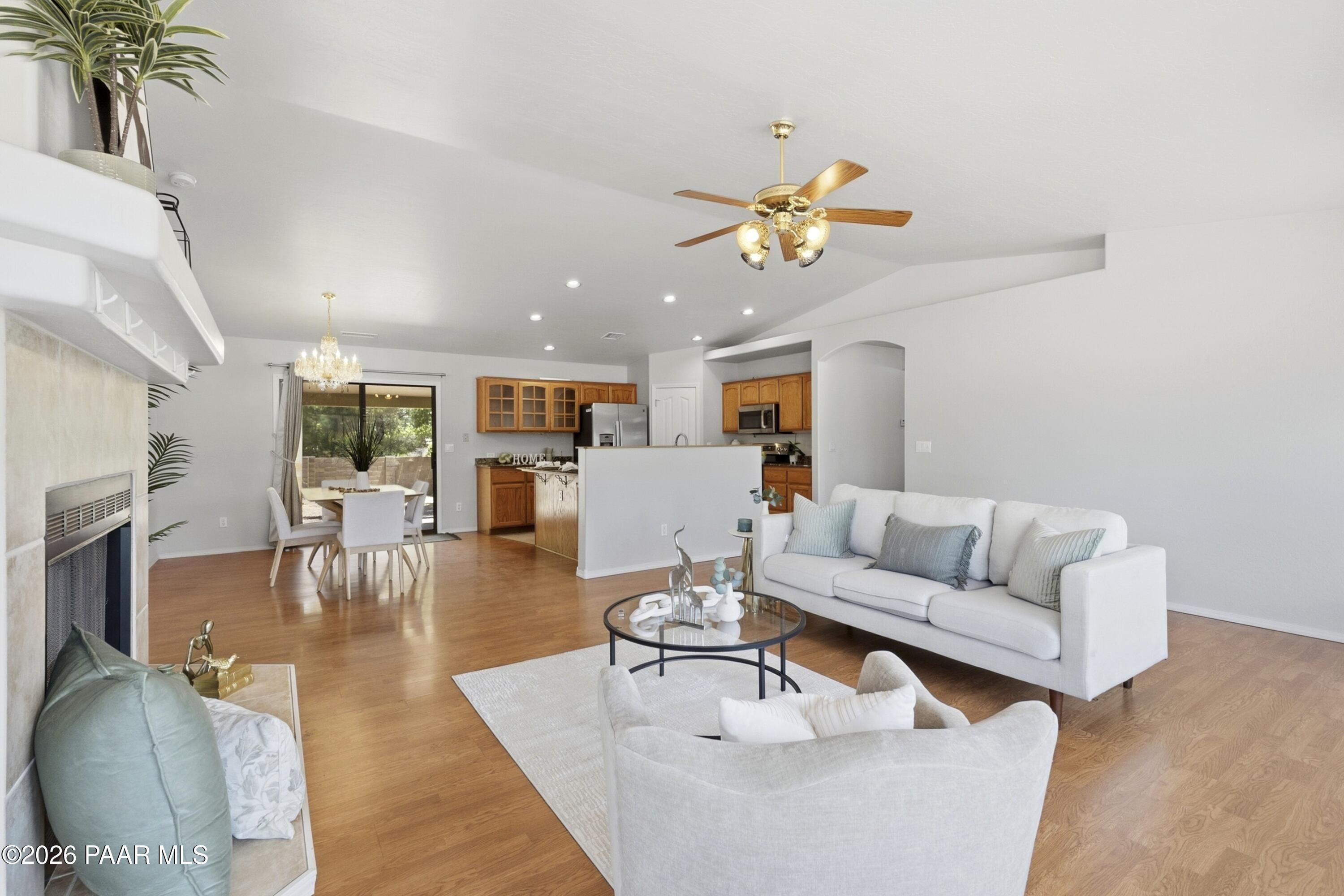 7100 E Granite Peaks