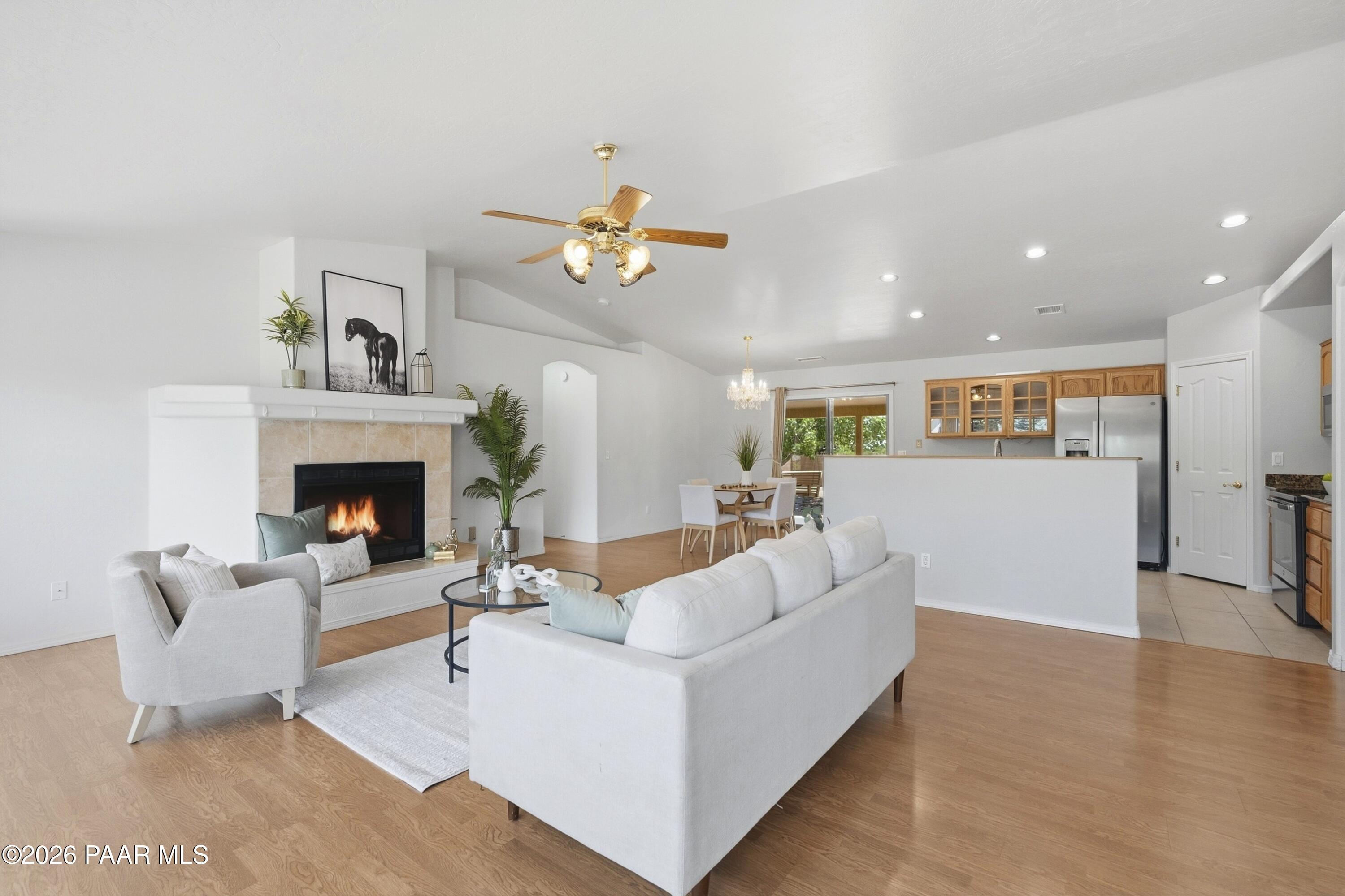 7100 E Granite Peaks