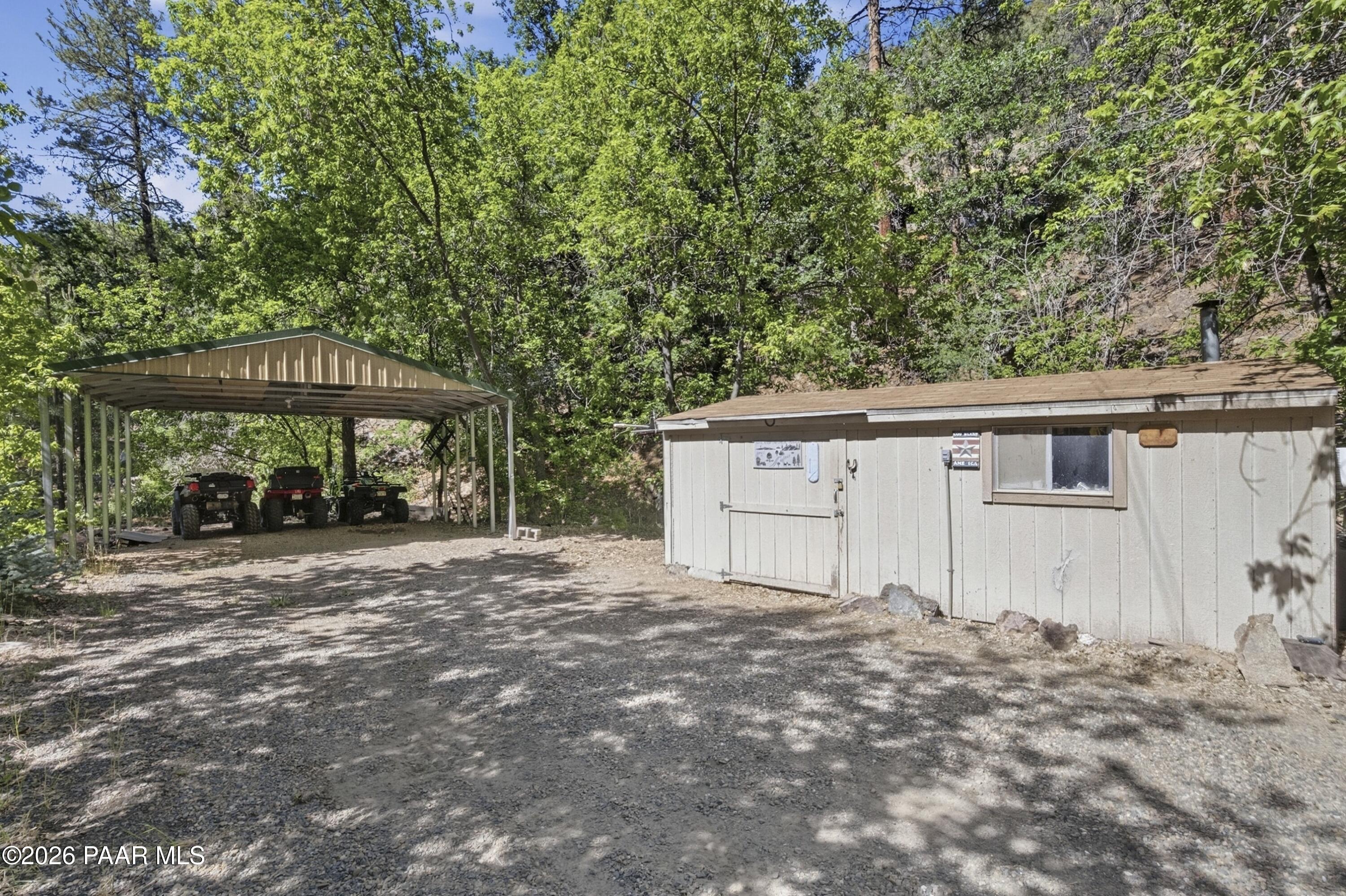 1882 E Old Miner Road