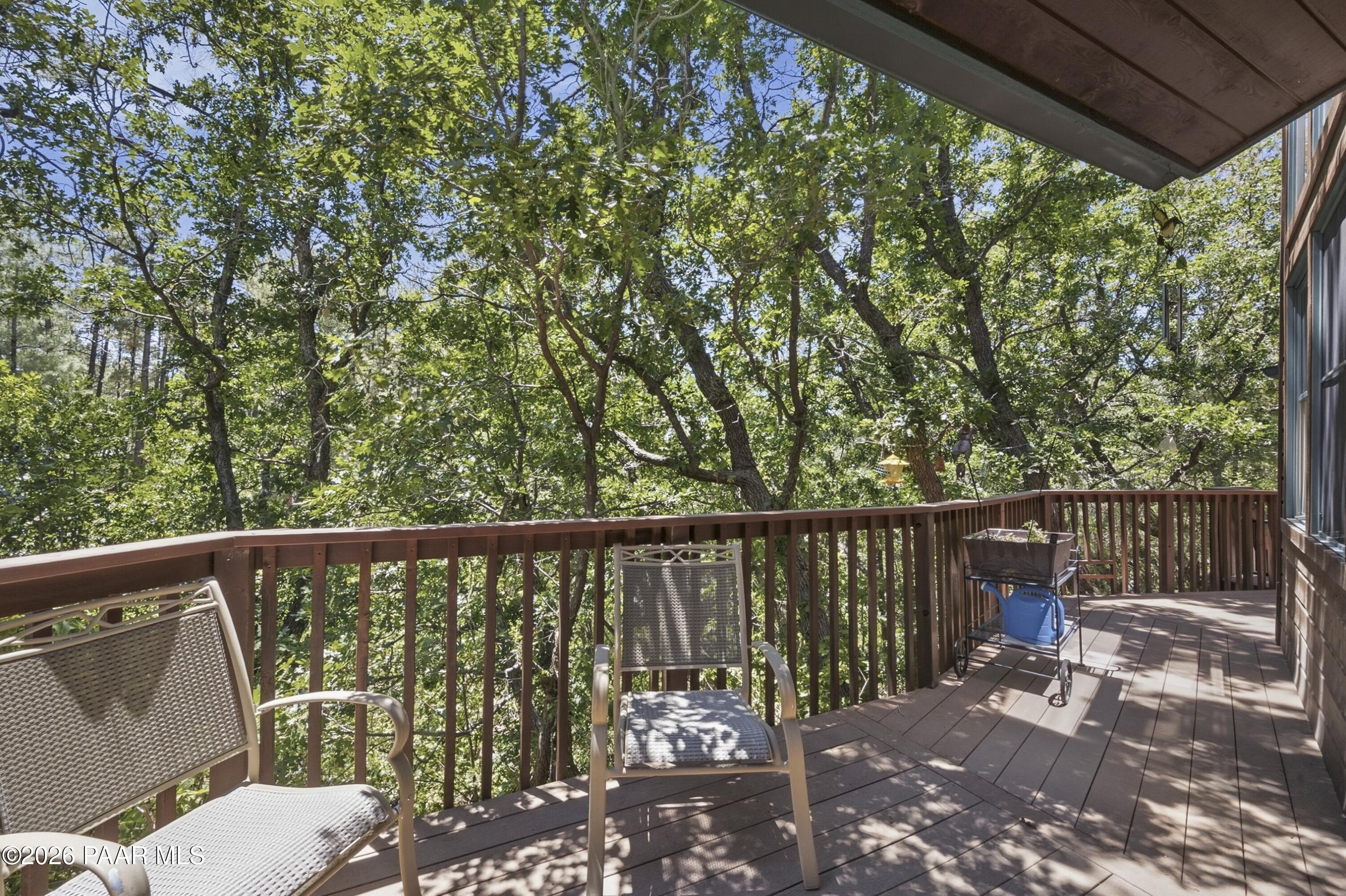 1882 E Old Miner Road