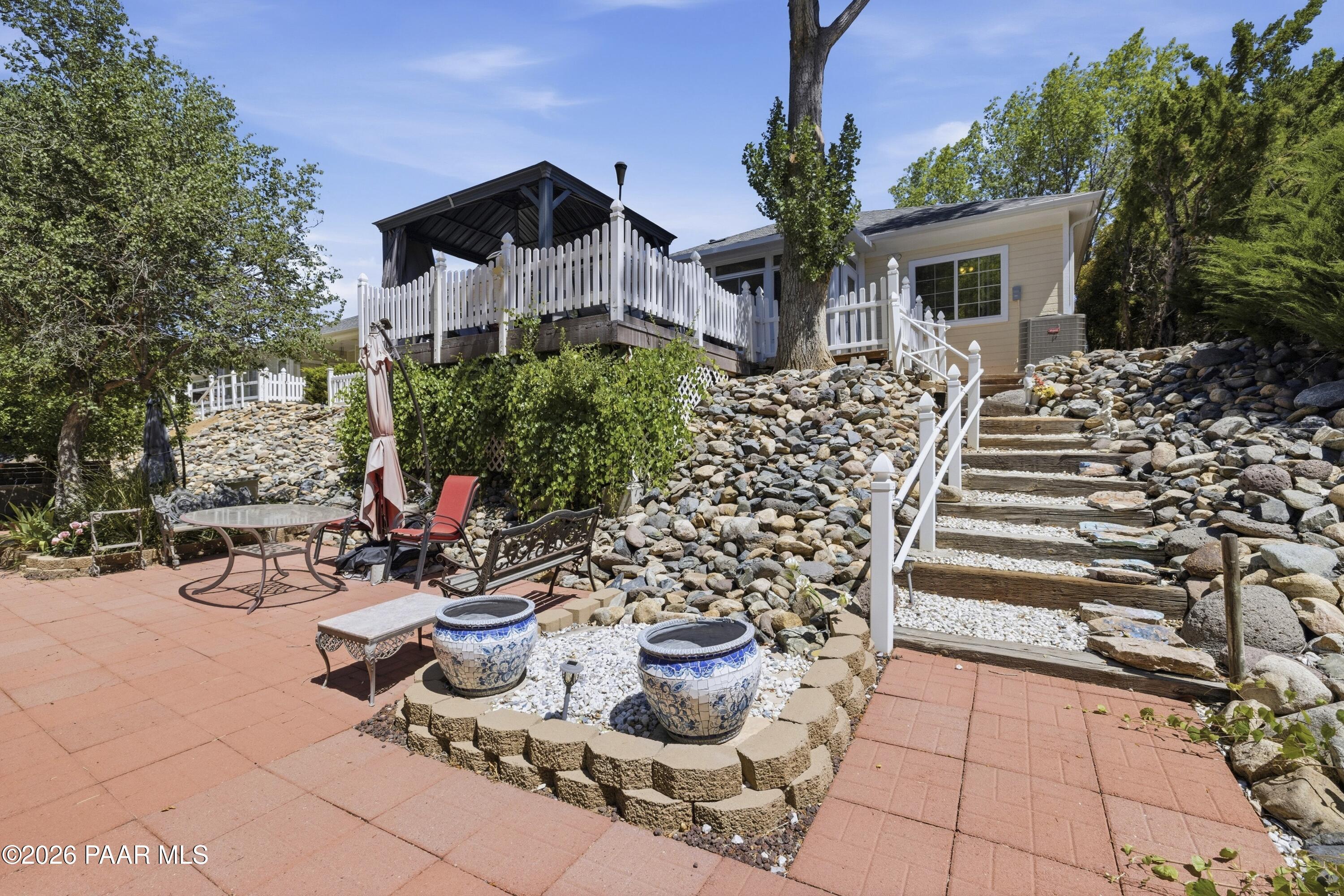 1816 Bond Circle