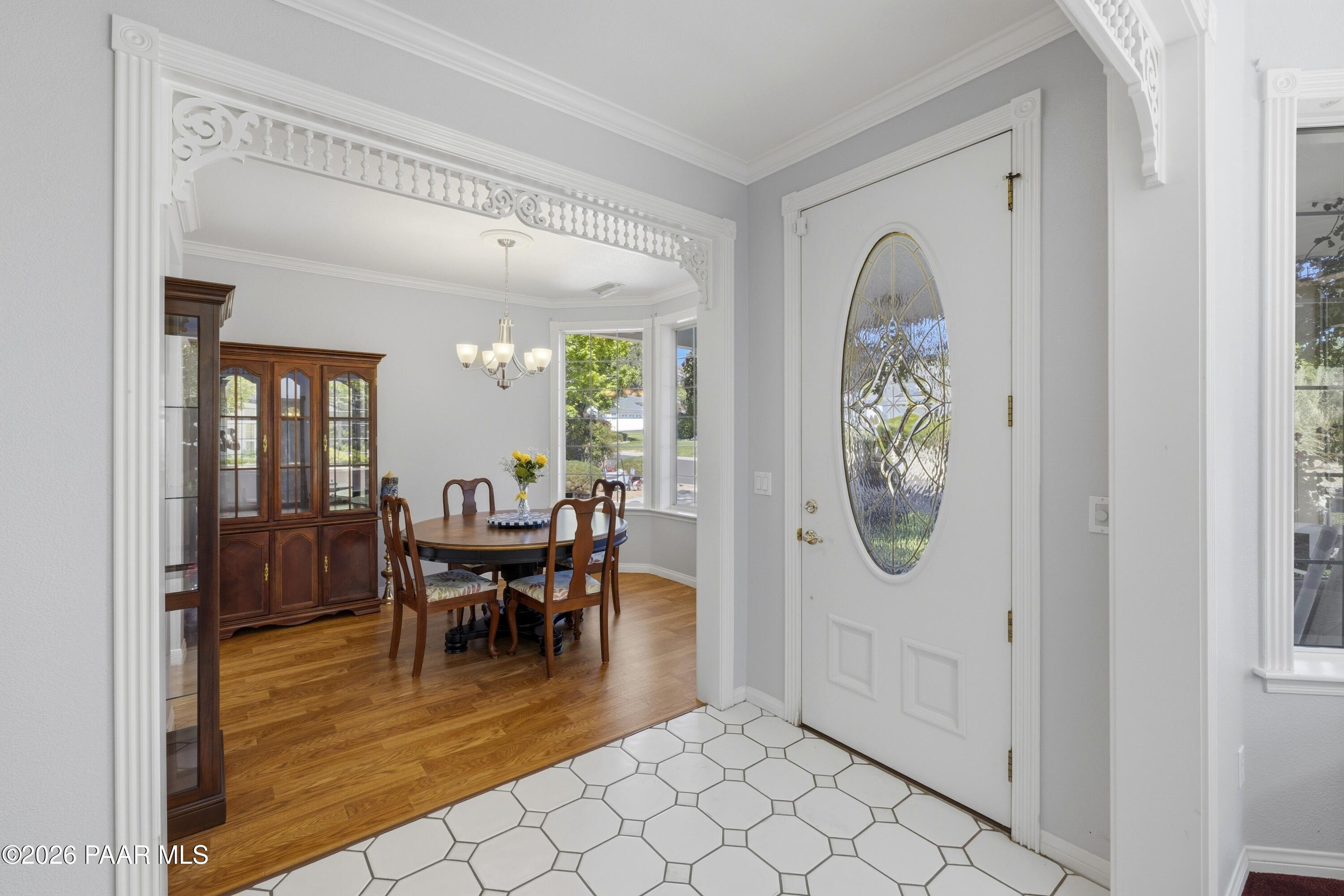 1816 Bond Circle