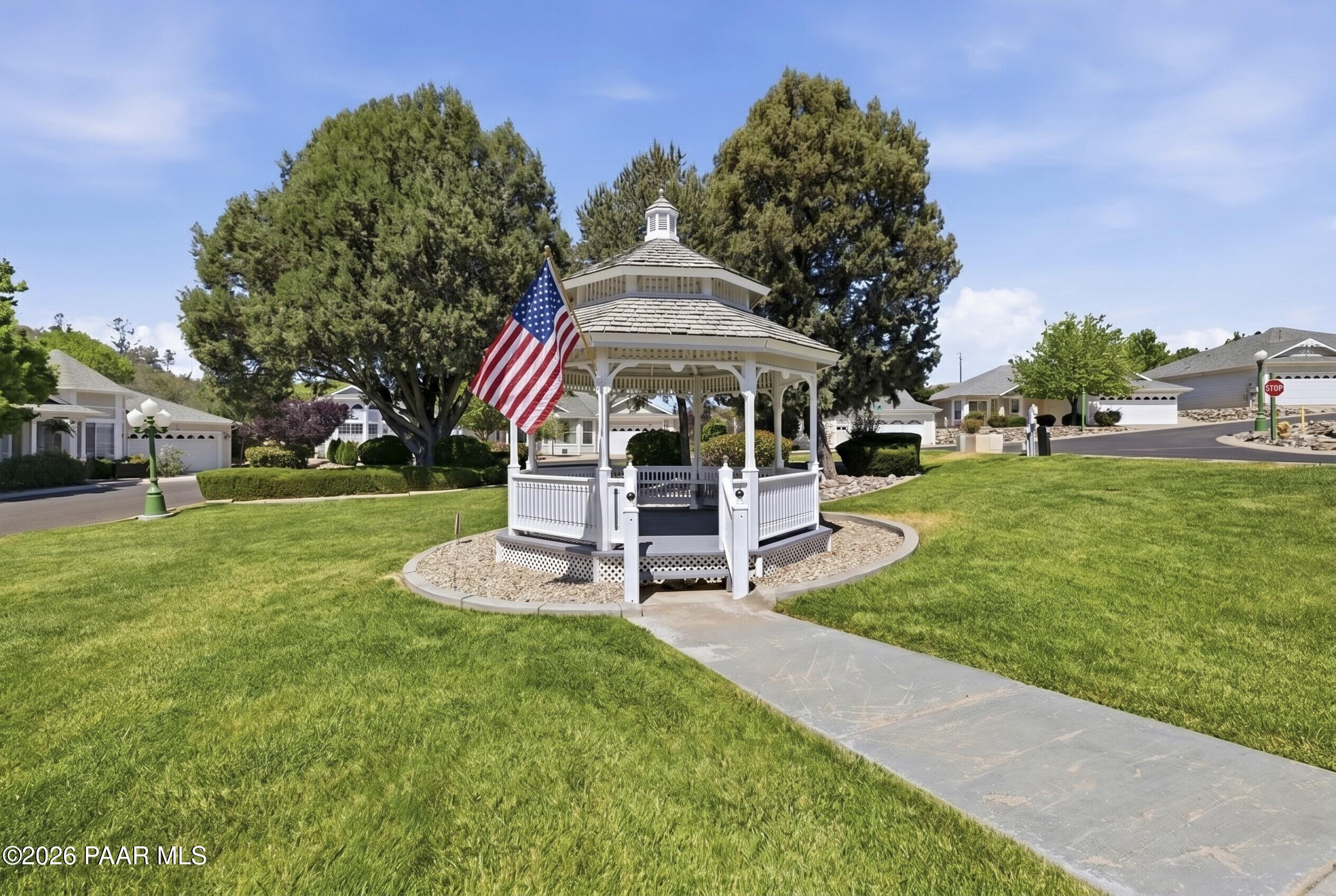 1816 Bond Circle