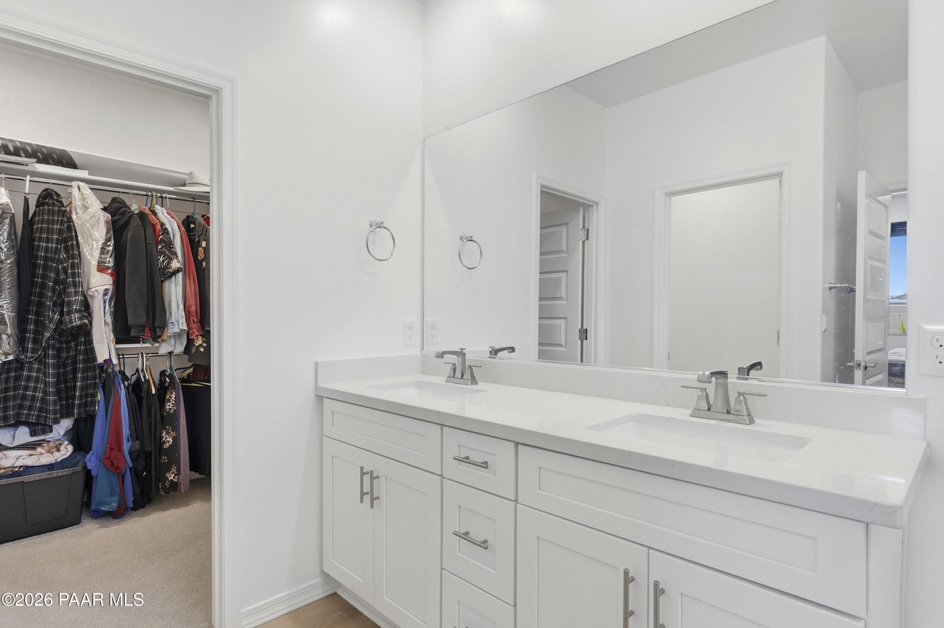 1208 N Prairie Dog Trail