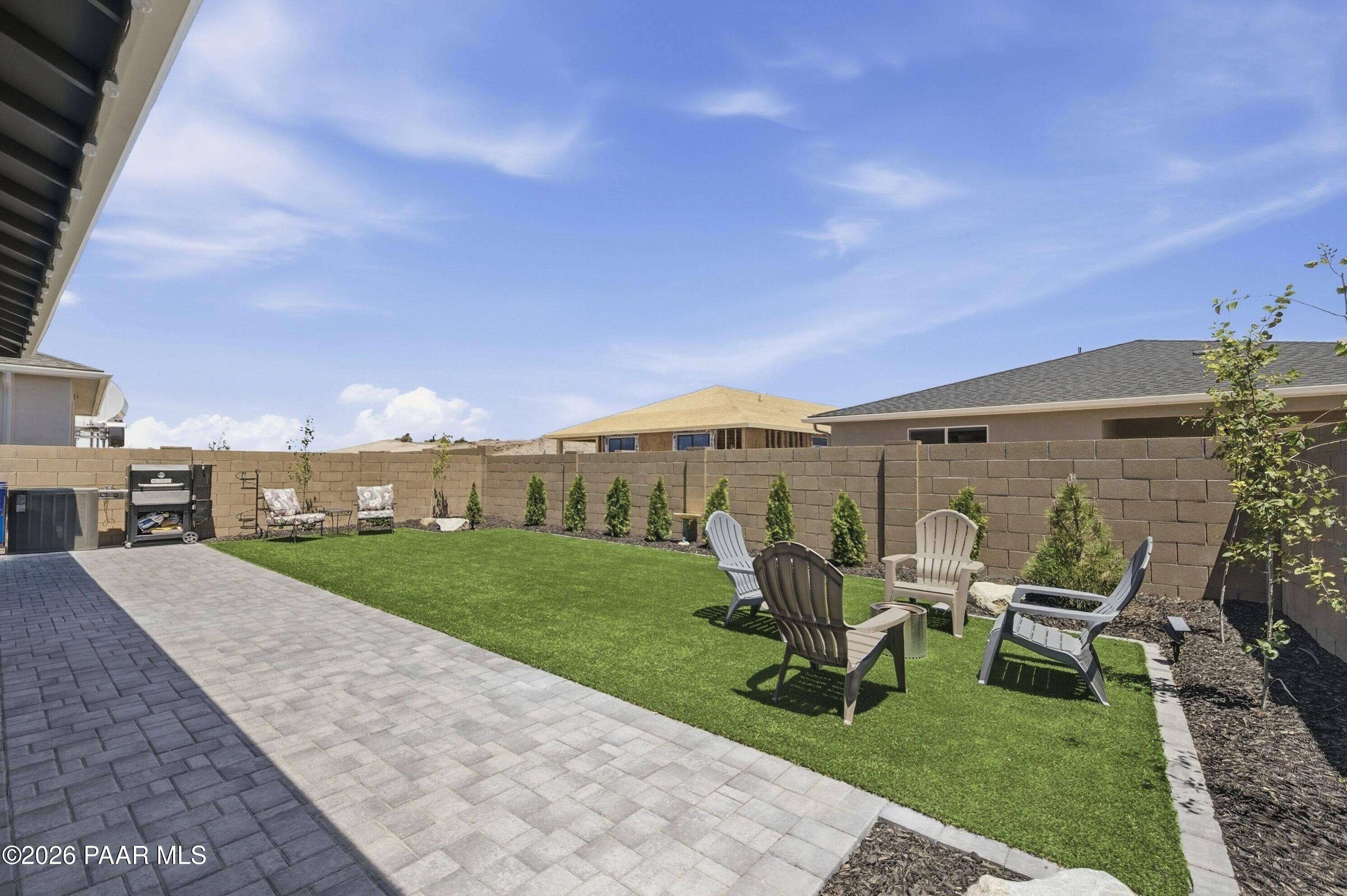 1208 N Prairie Dog Trail