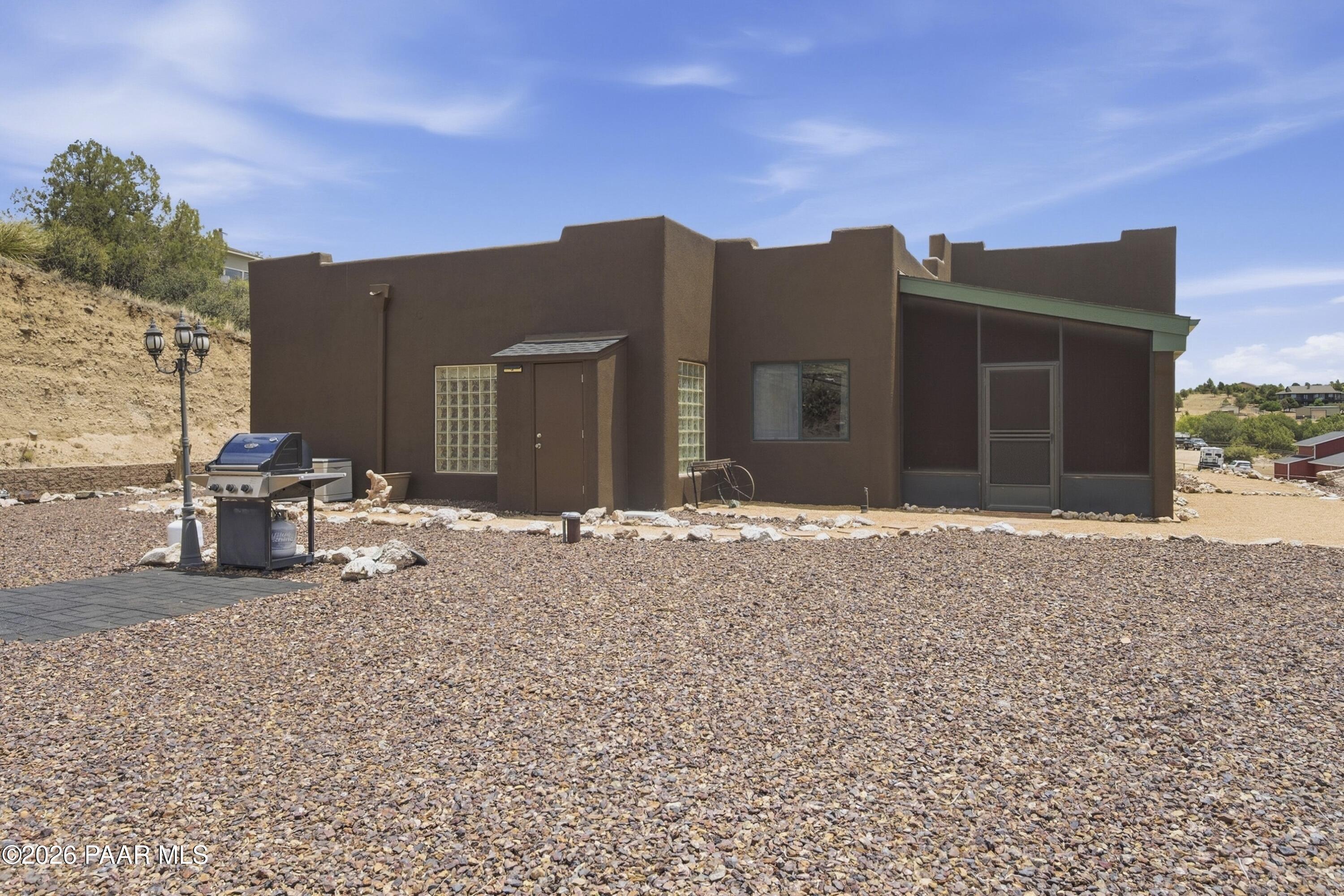 11070 N Deer Hill Lane