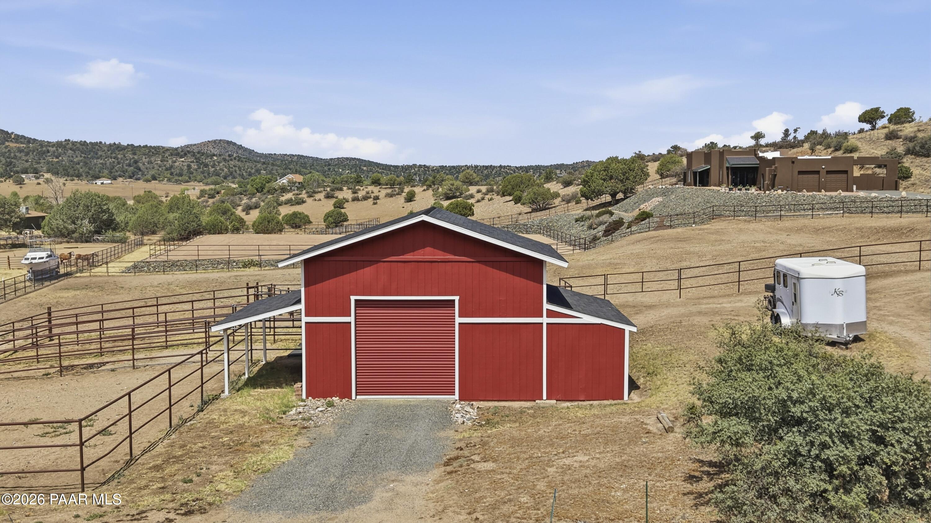 11070 N Deer Hill Lane