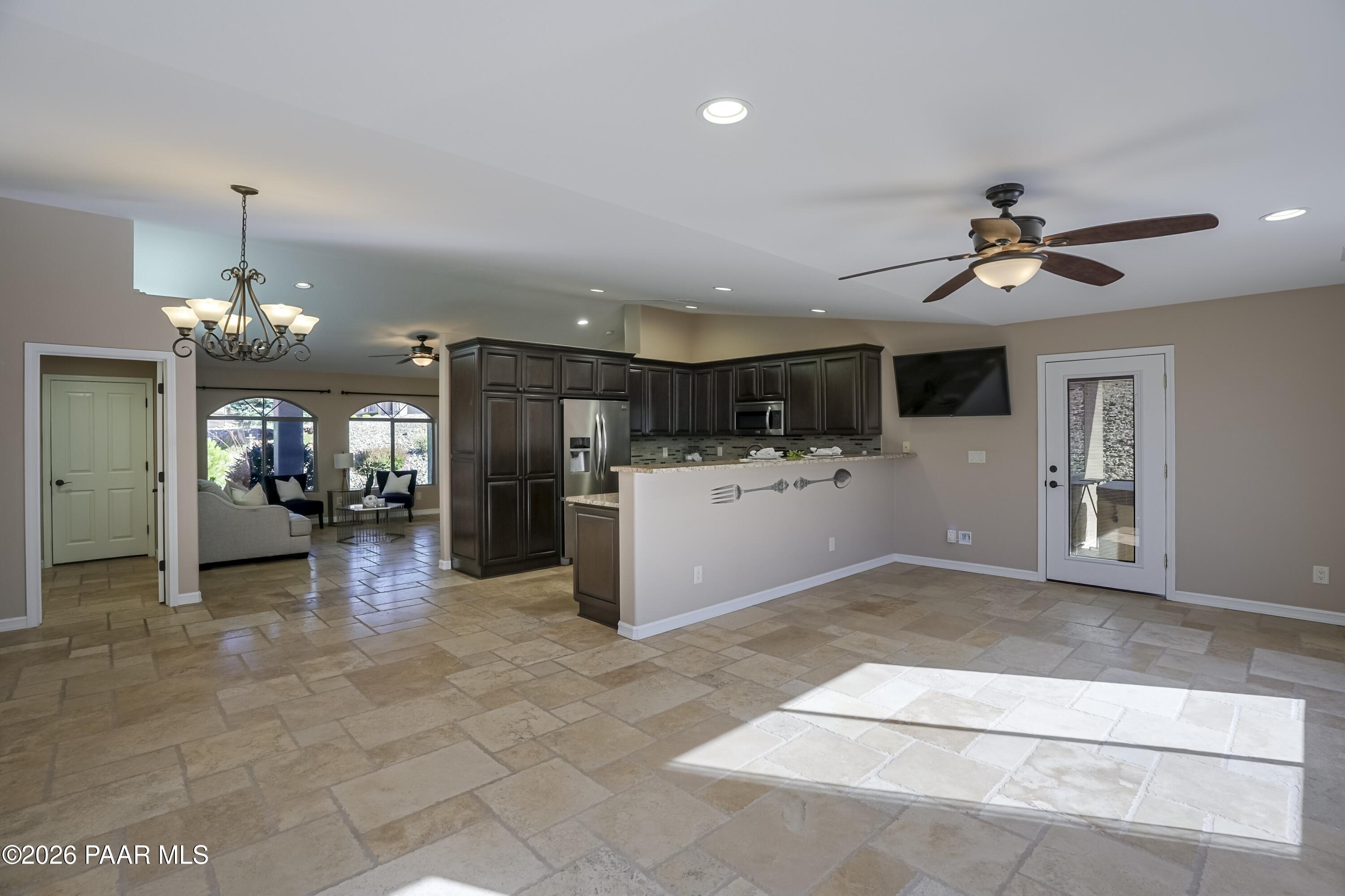 5825 Curry Court