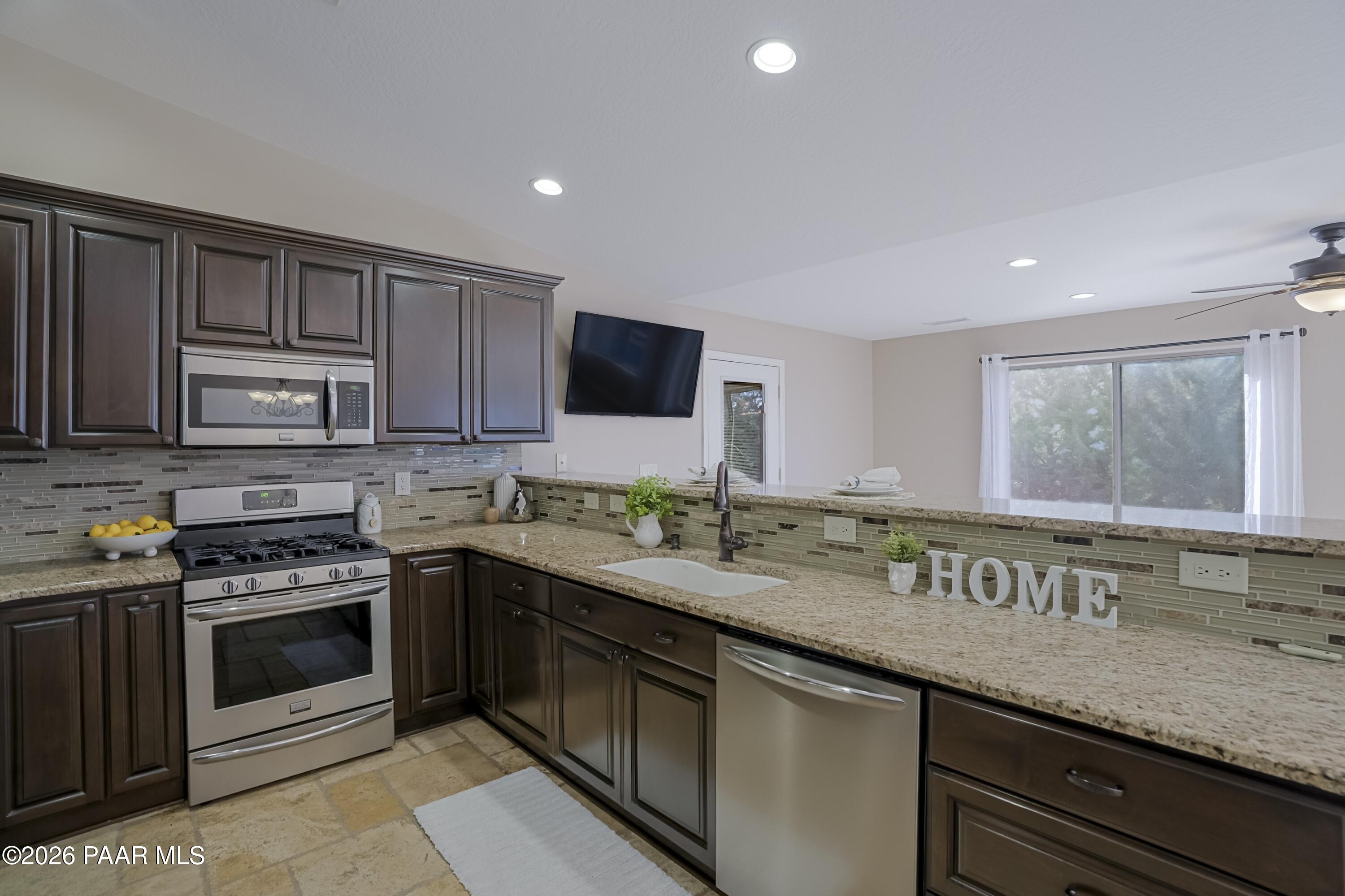 5825 Curry Court