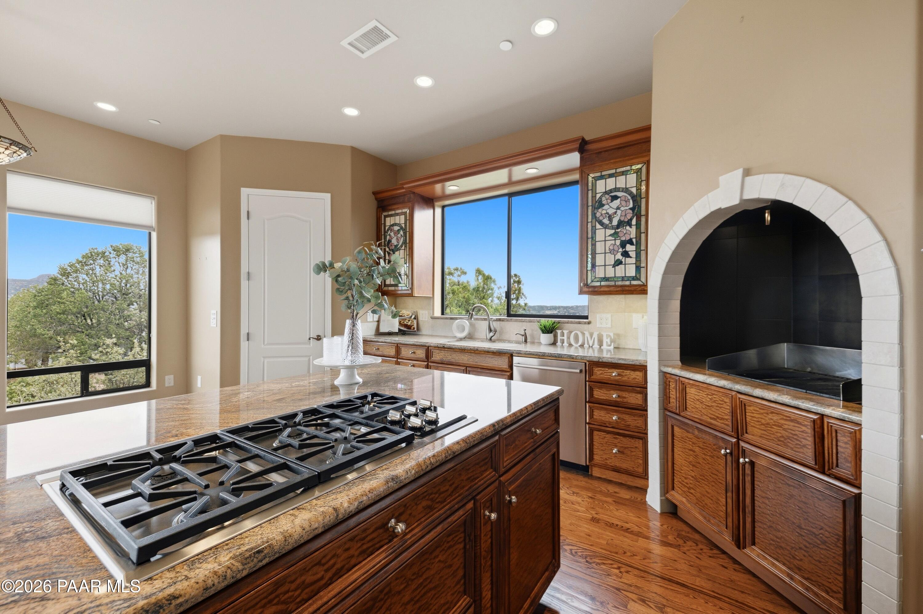 803 Scenic Pointe