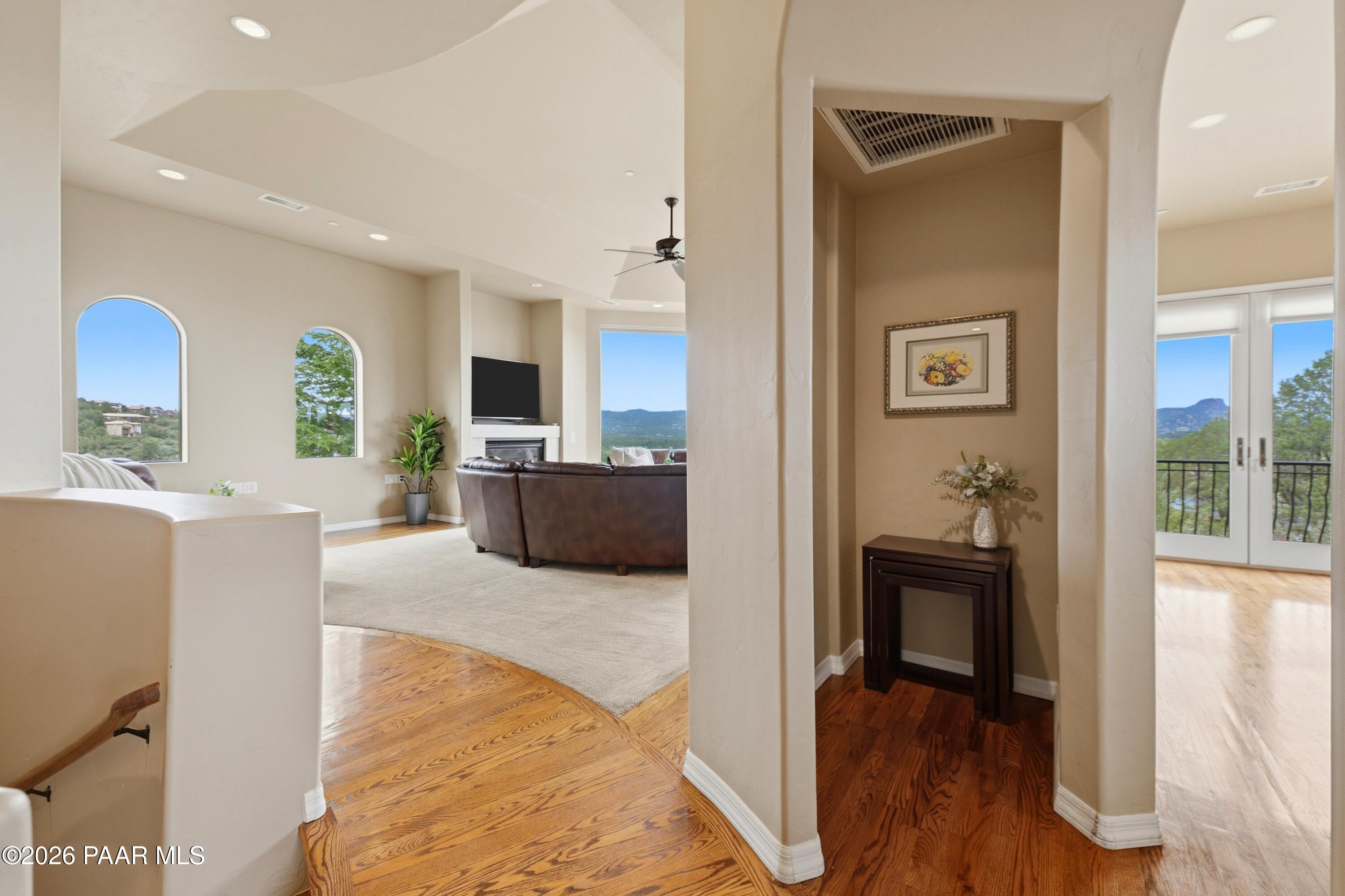 803 Scenic Pointe