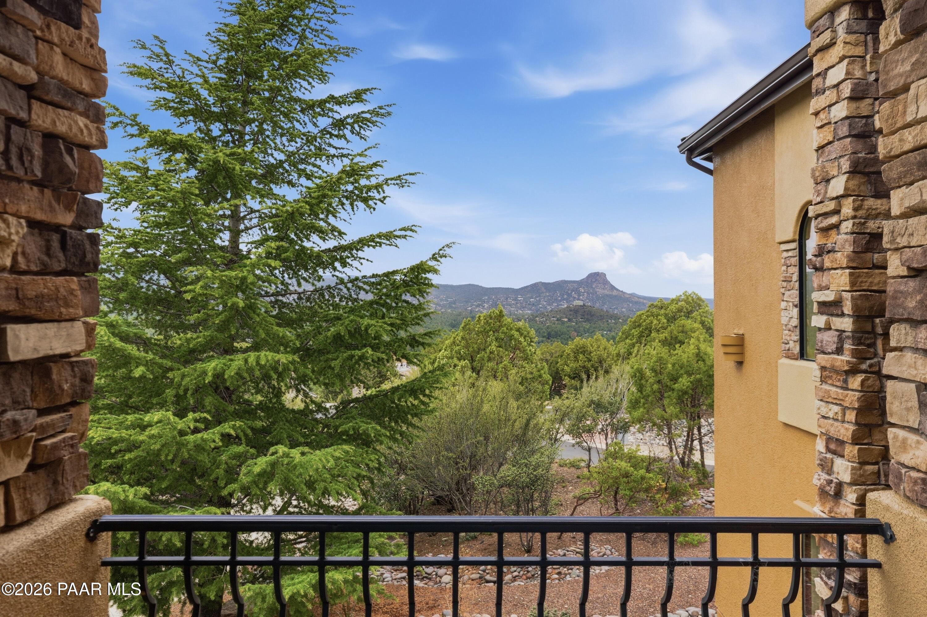 803 Scenic Pointe