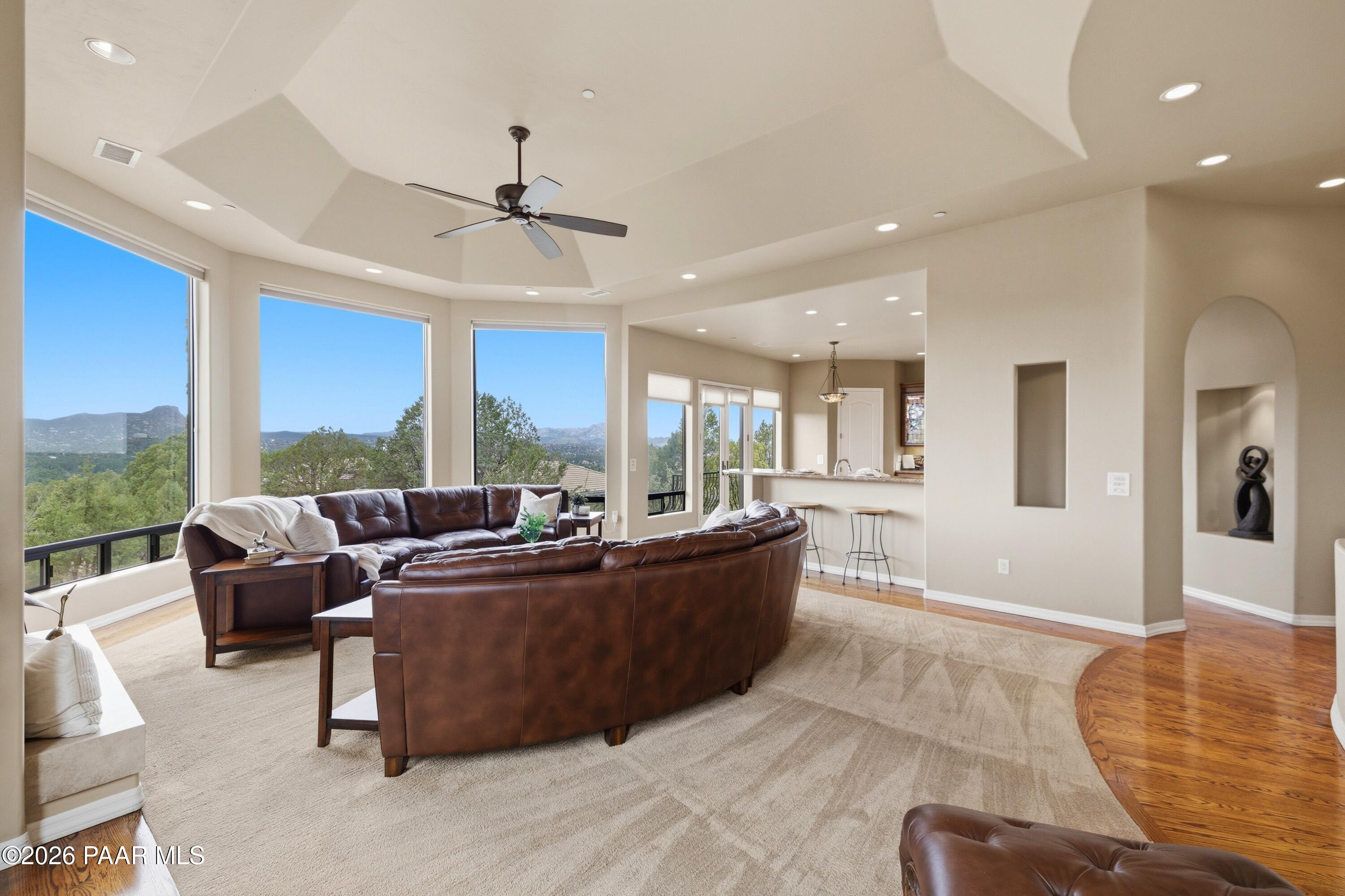 803 Scenic Pointe