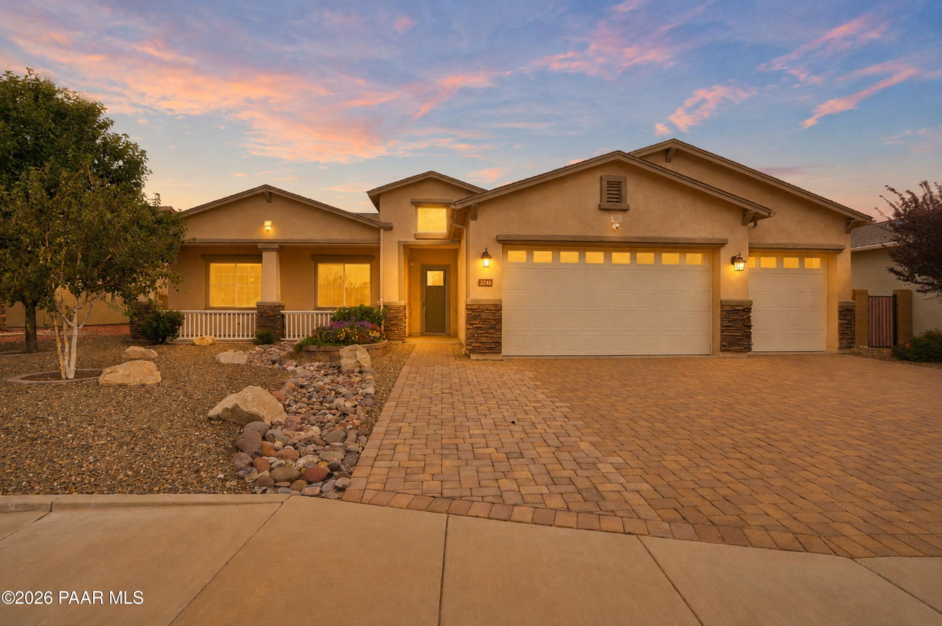 8248 N Sunset Ridge