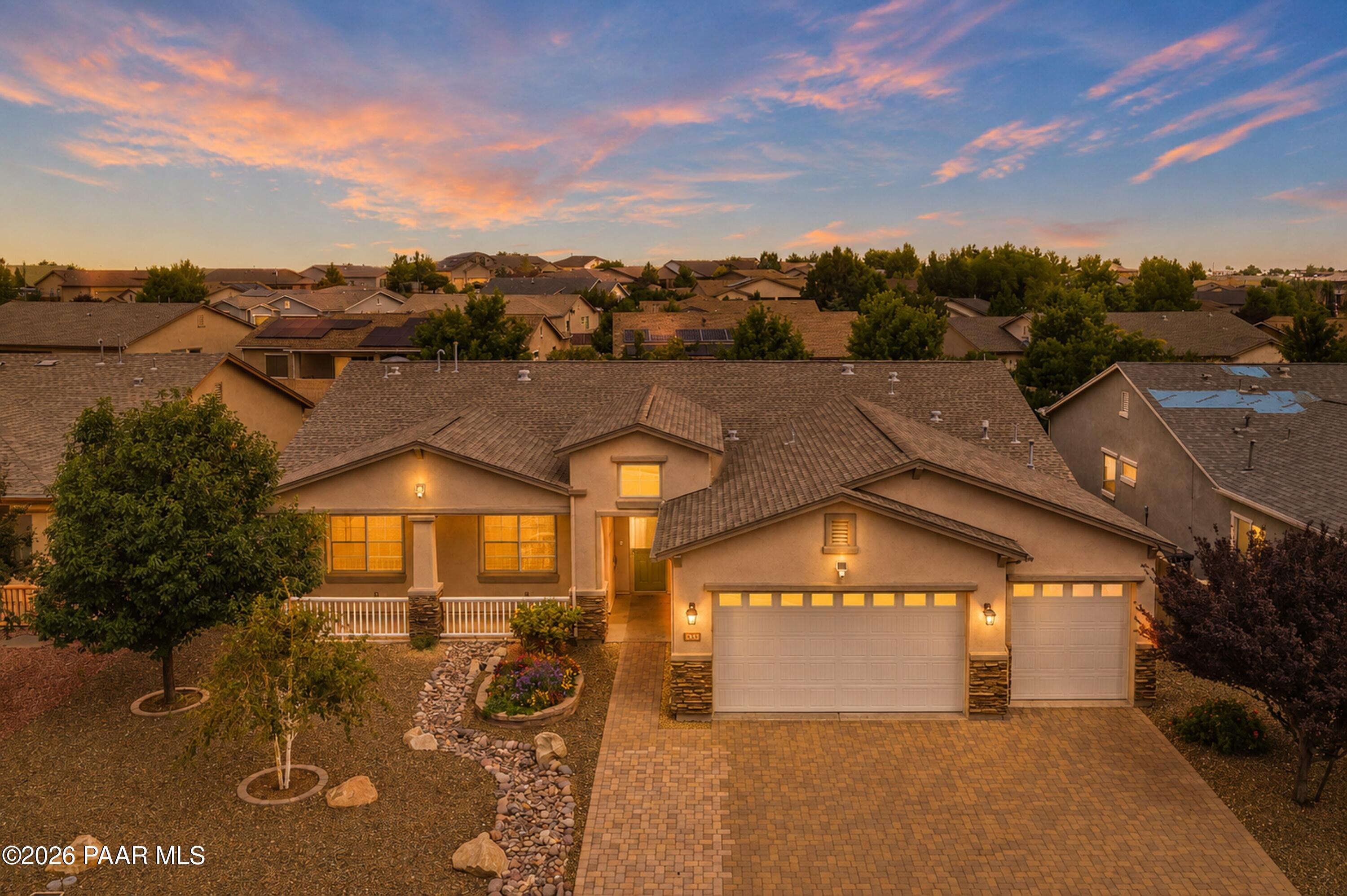 8248 N Sunset Ridge