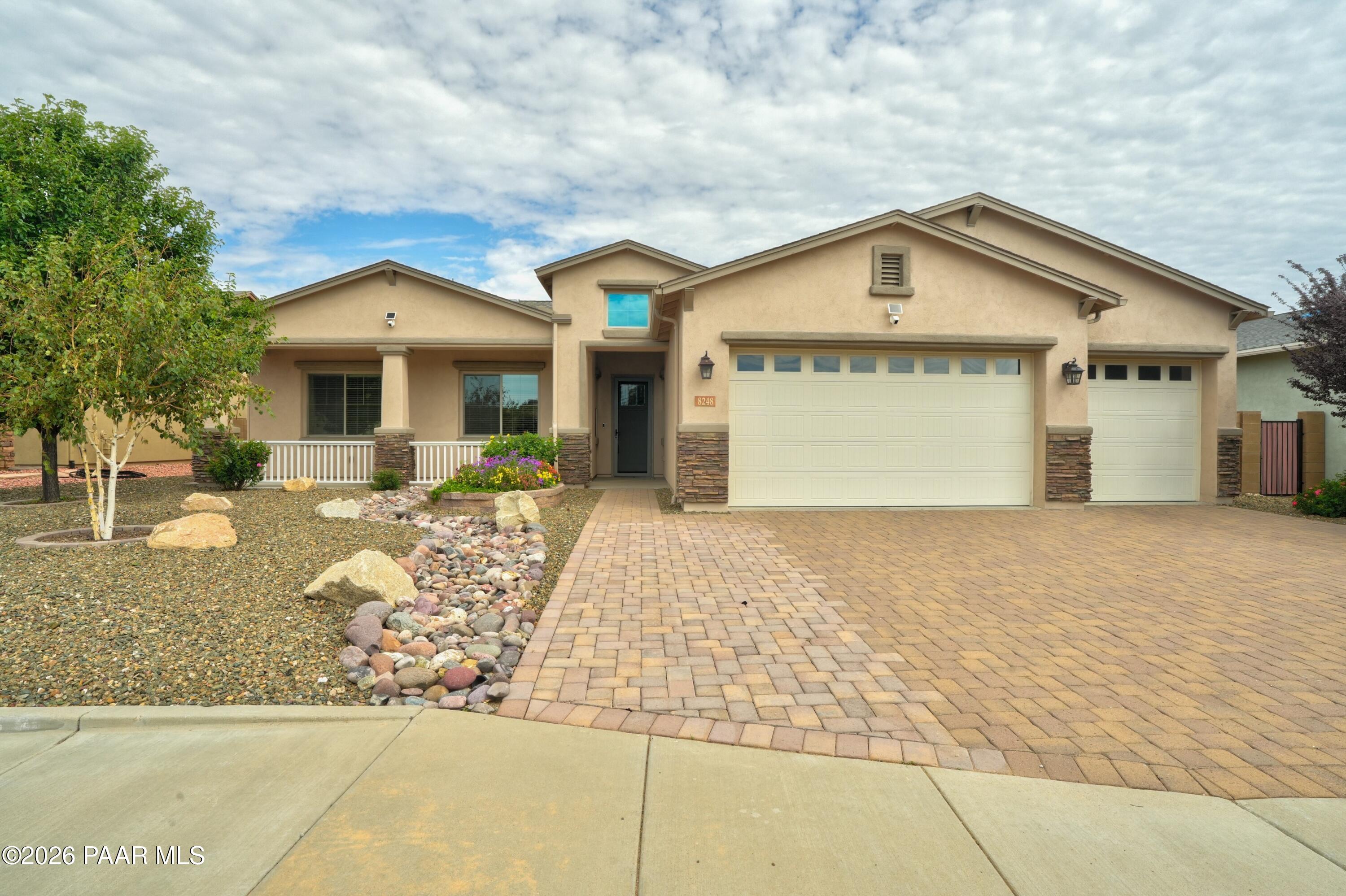 8248 N Sunset Ridge