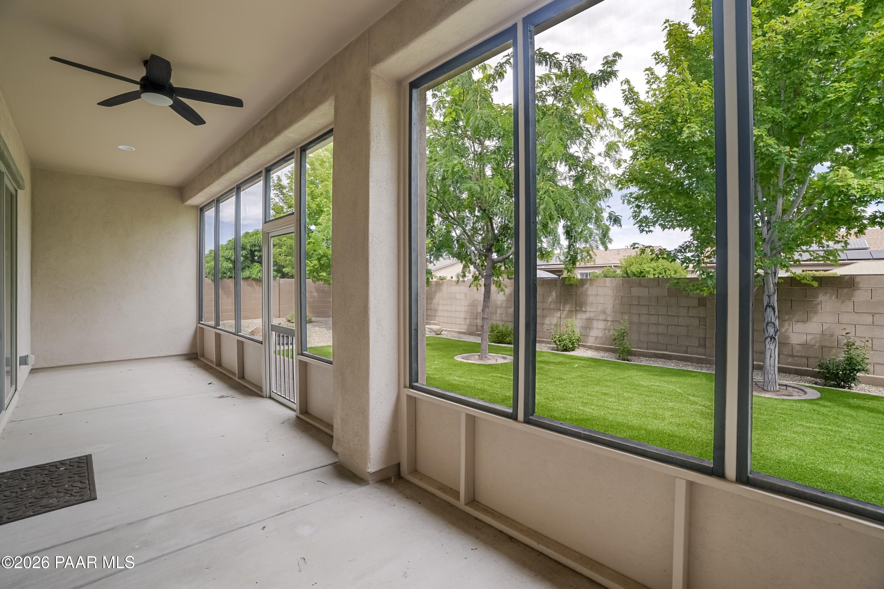 8248 N Sunset Ridge