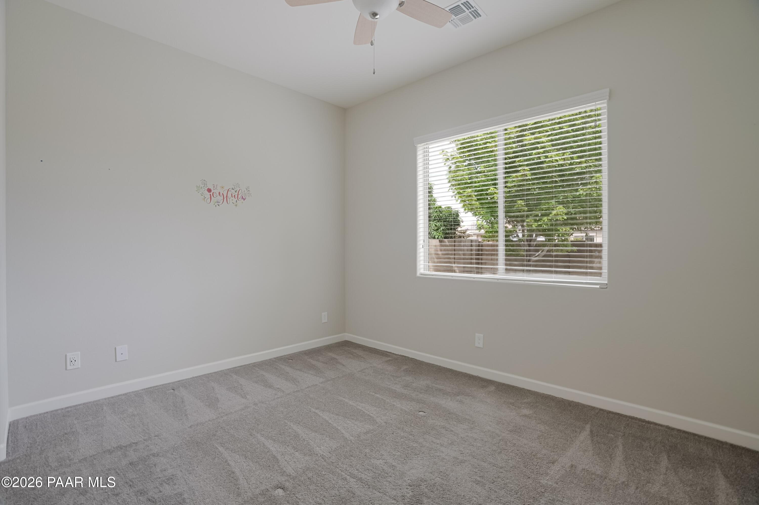 8248 N Sunset Ridge