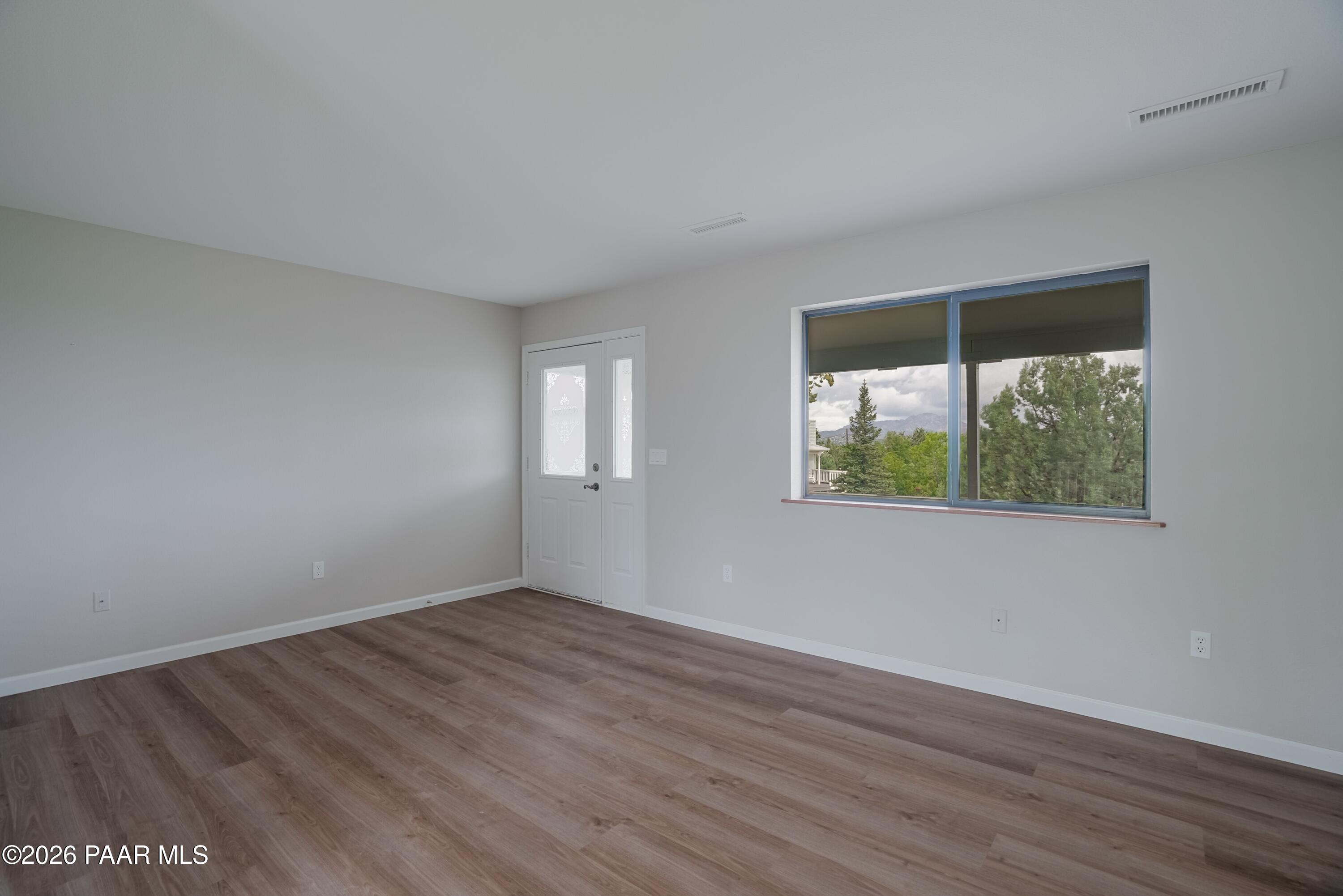 803 E Carleton Street