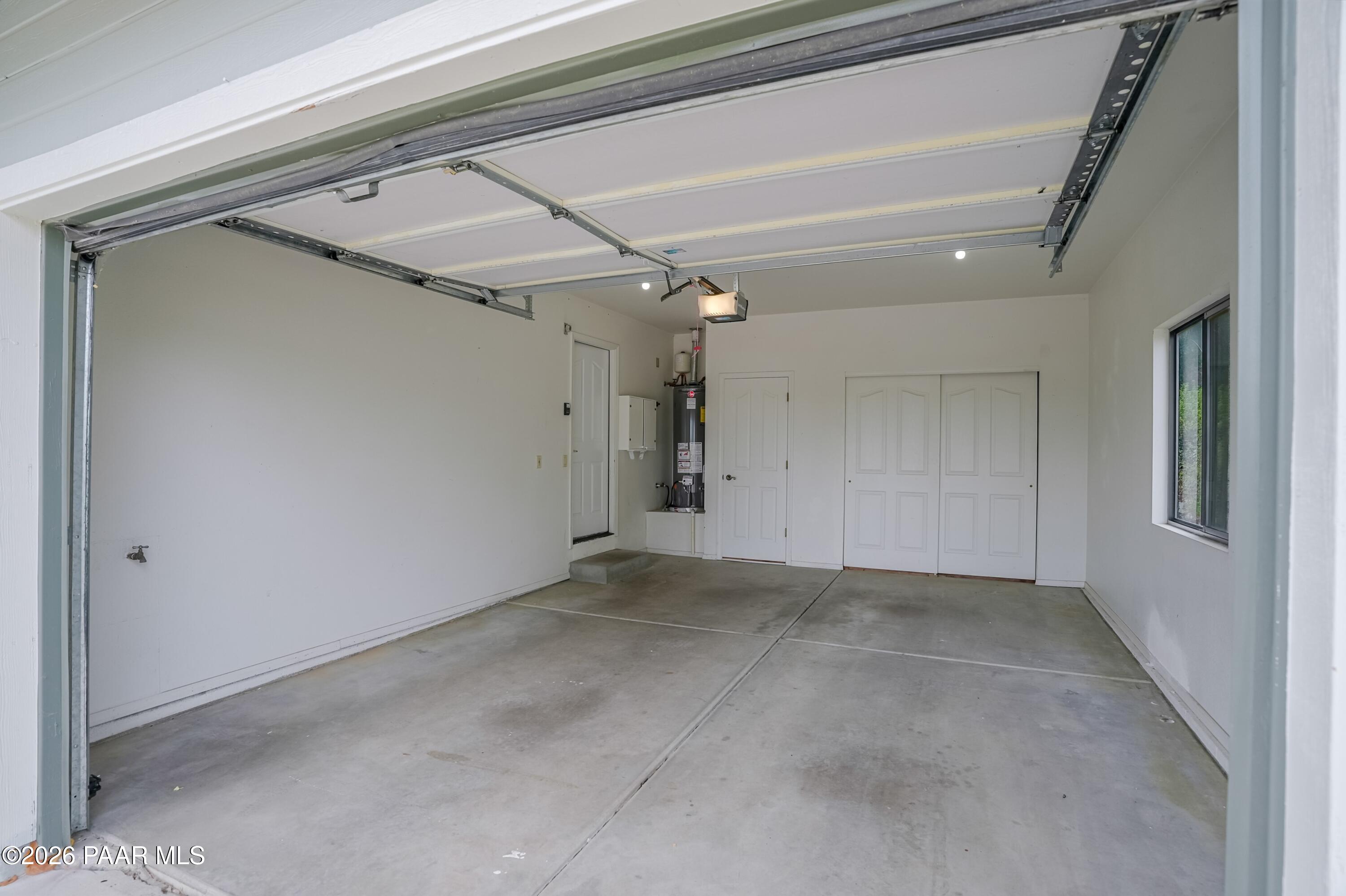 803 E Carleton Street