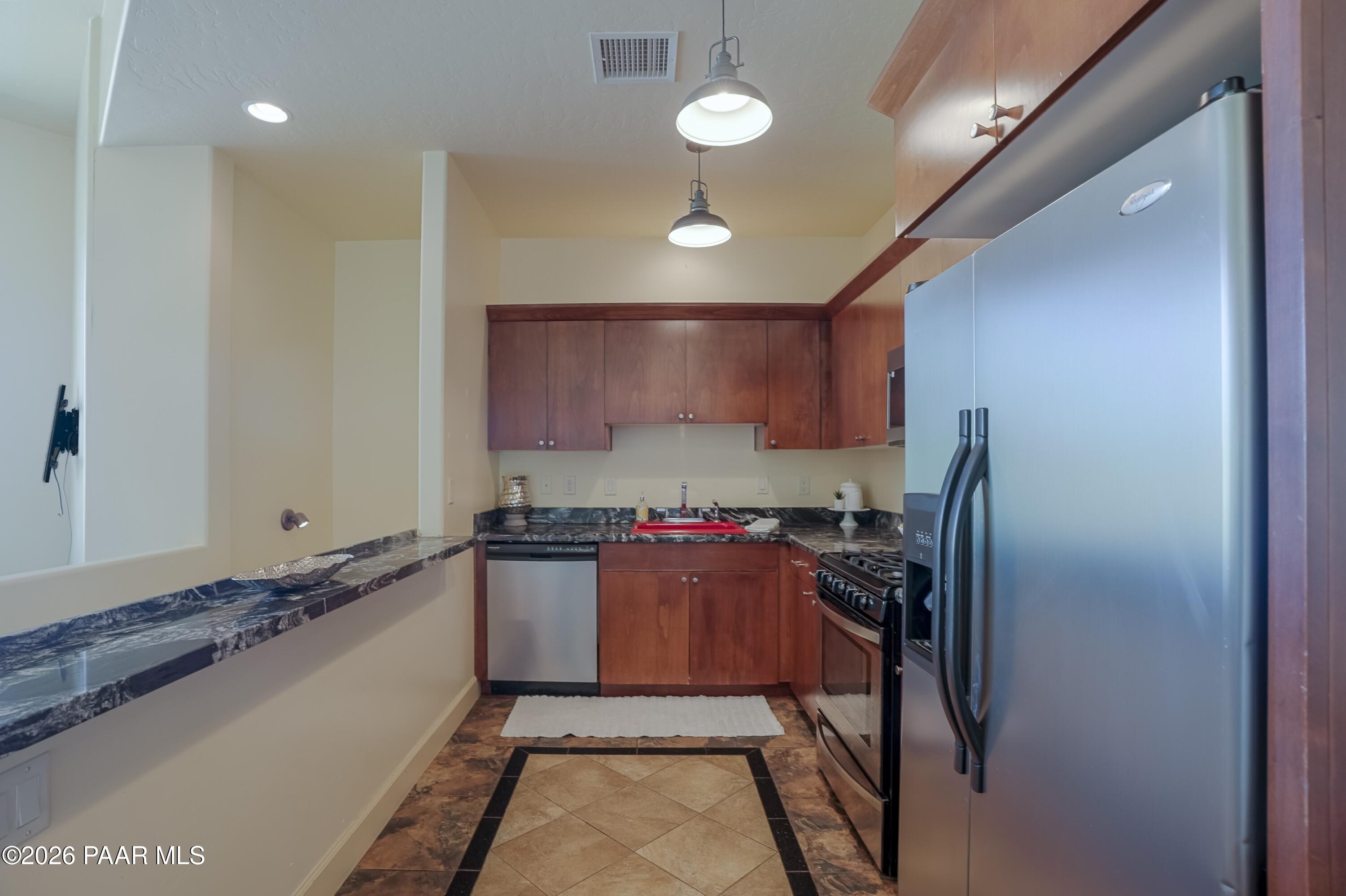 115 Rockcliff Lane