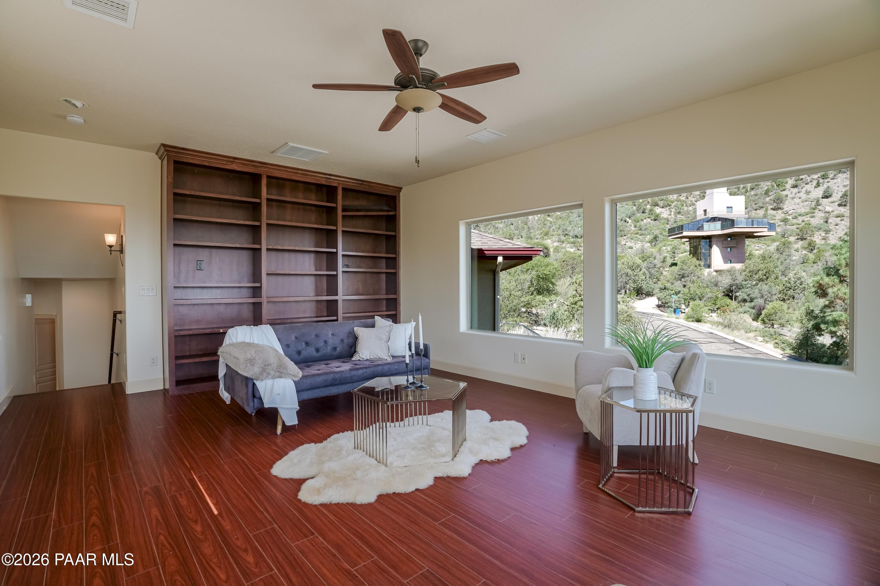 115 Rockcliff Lane