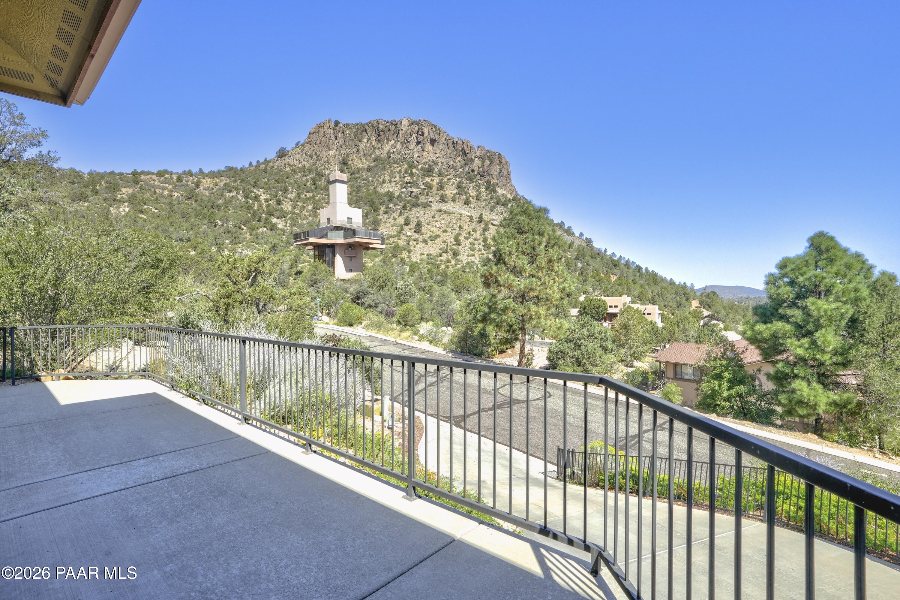 115 Rockcliff Lane