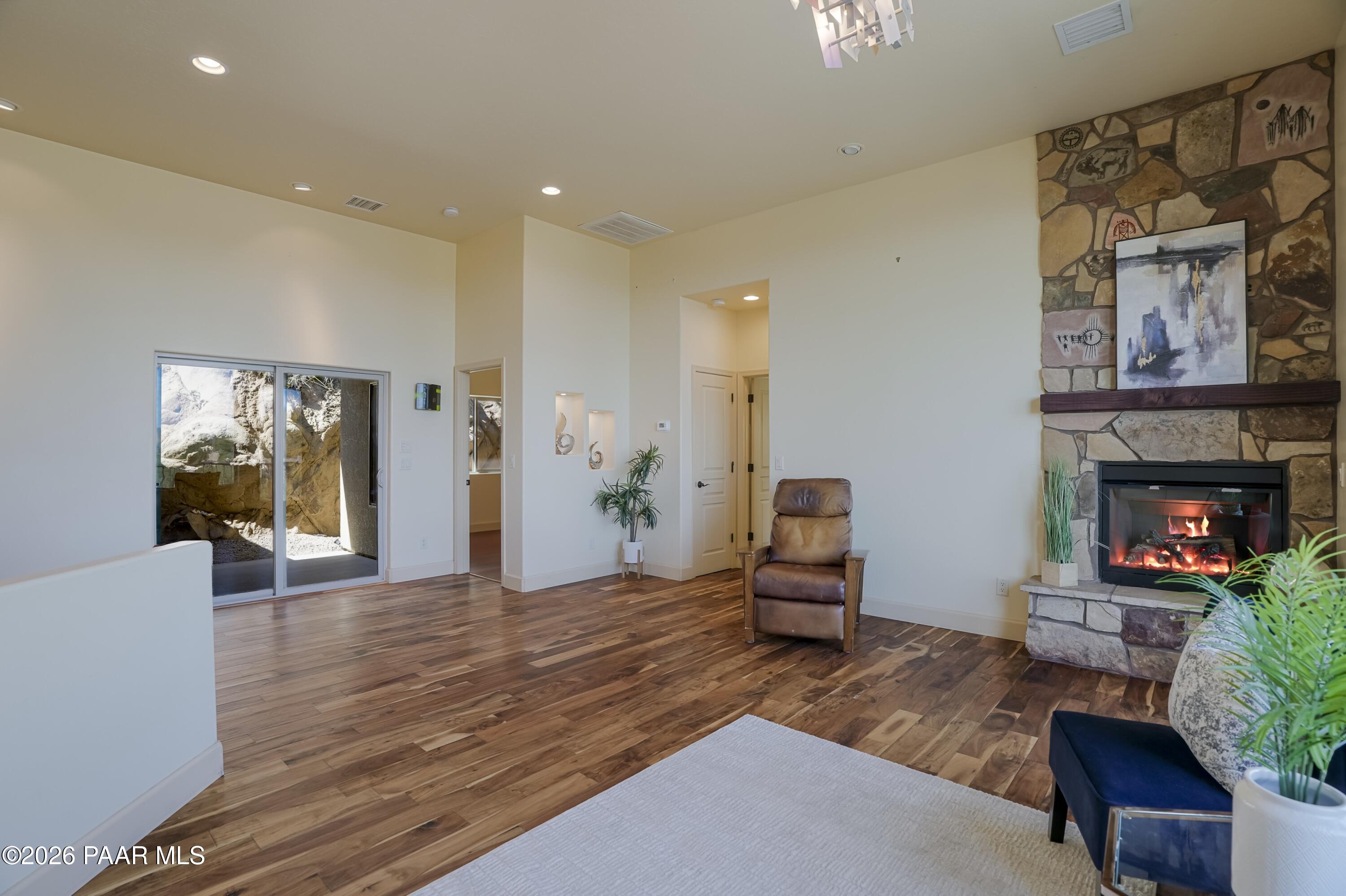 115 Rockcliff Lane