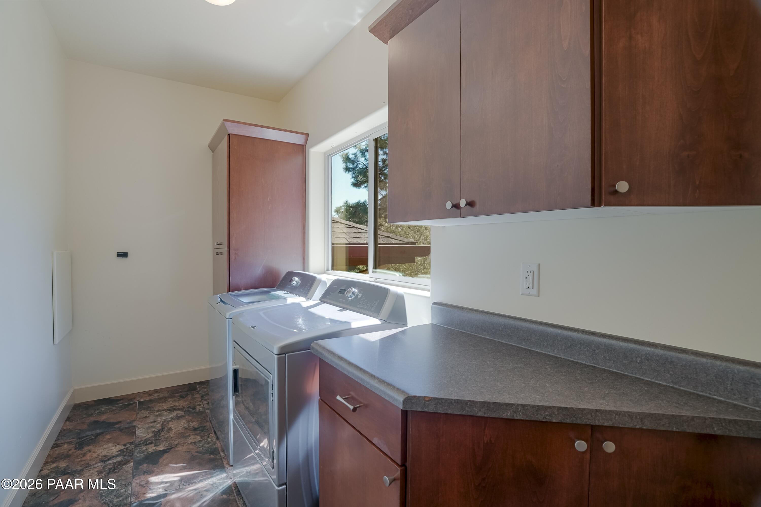 115 Rockcliff Lane