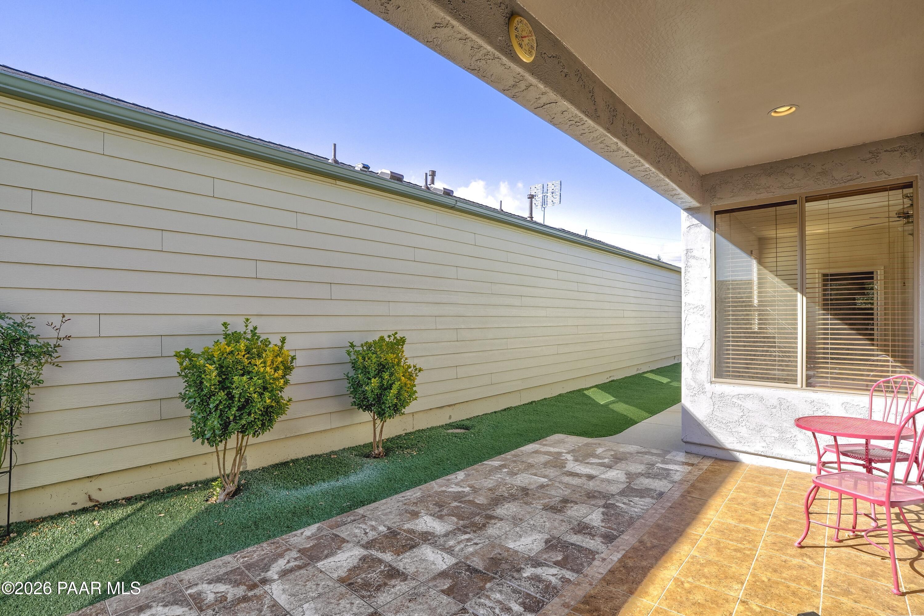 1100 N Fence Post Place