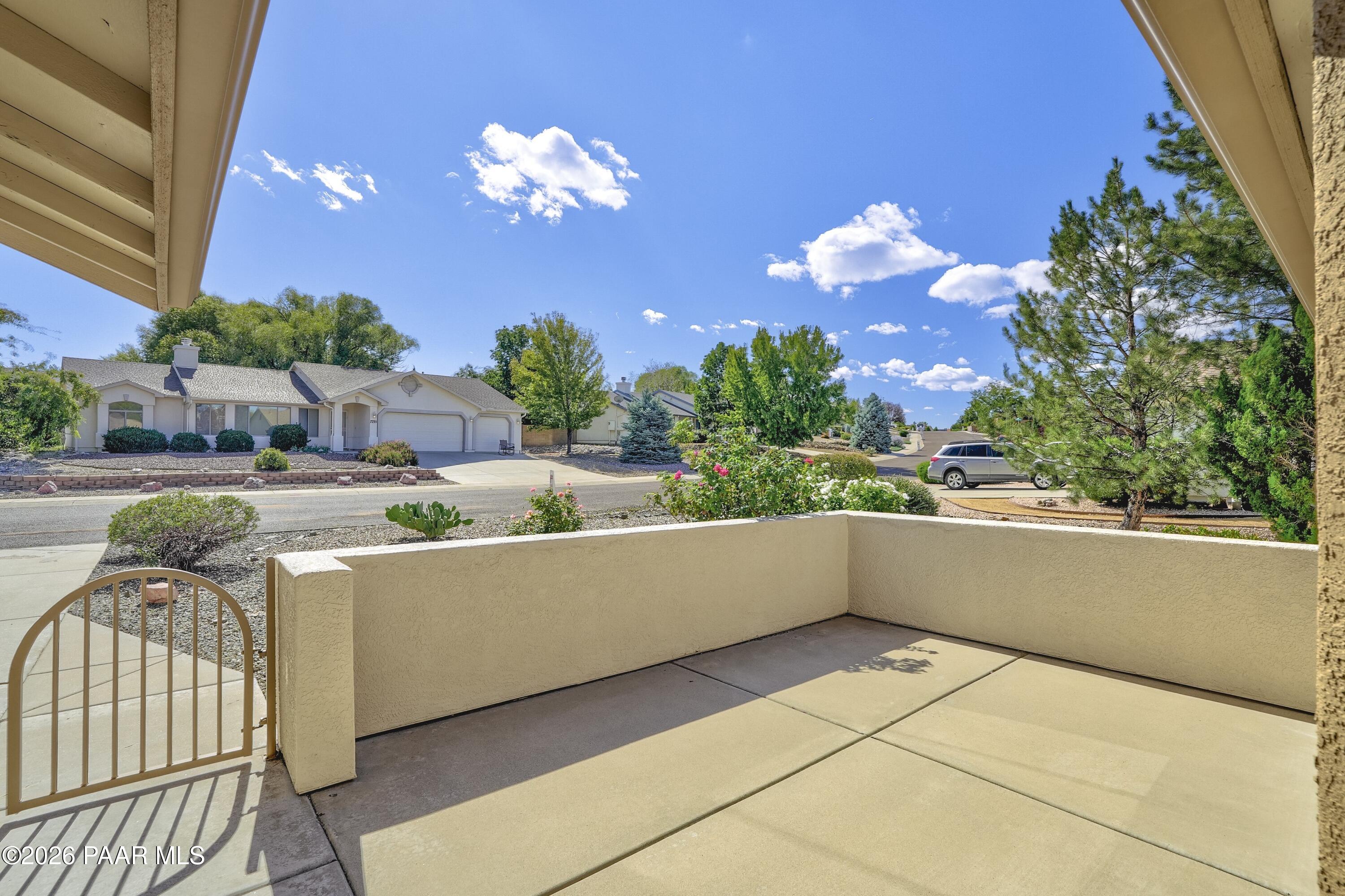 7238 N Valley Vista Road