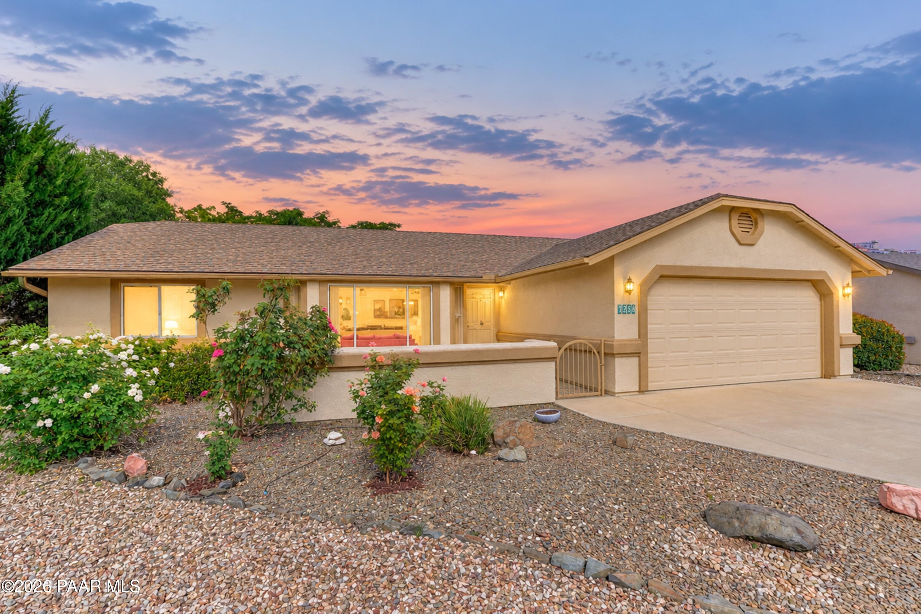 7238 N Valley Vista Road