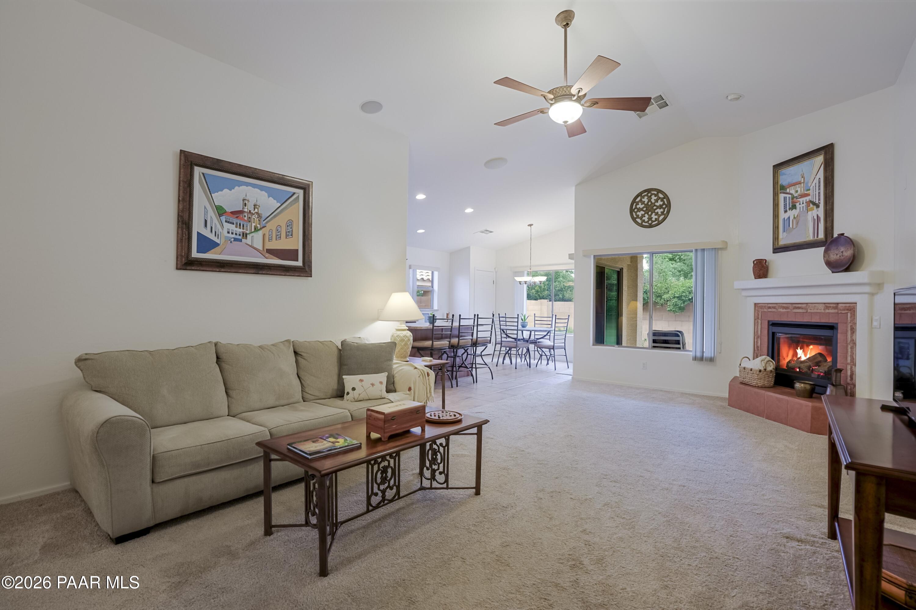 7511 N Summit