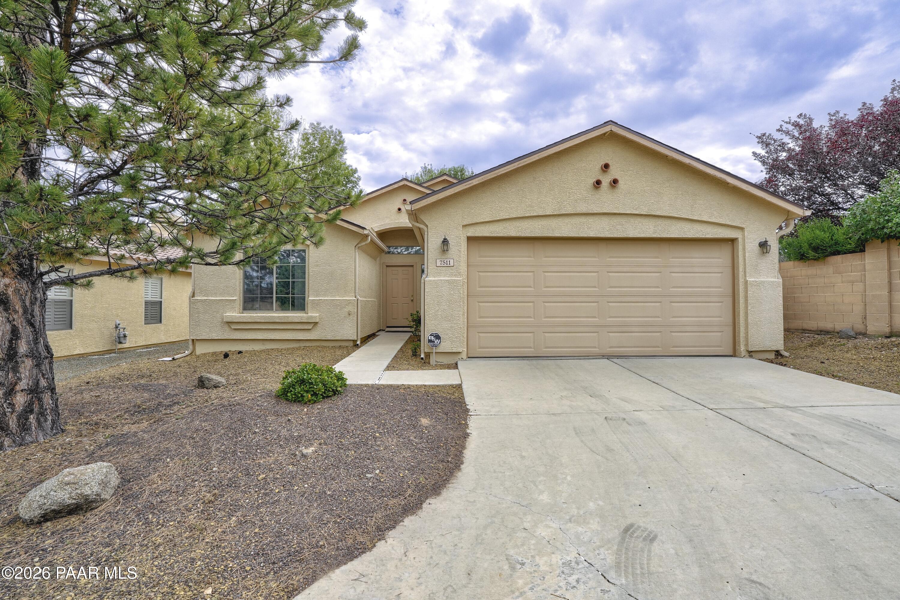 7511 N Summit