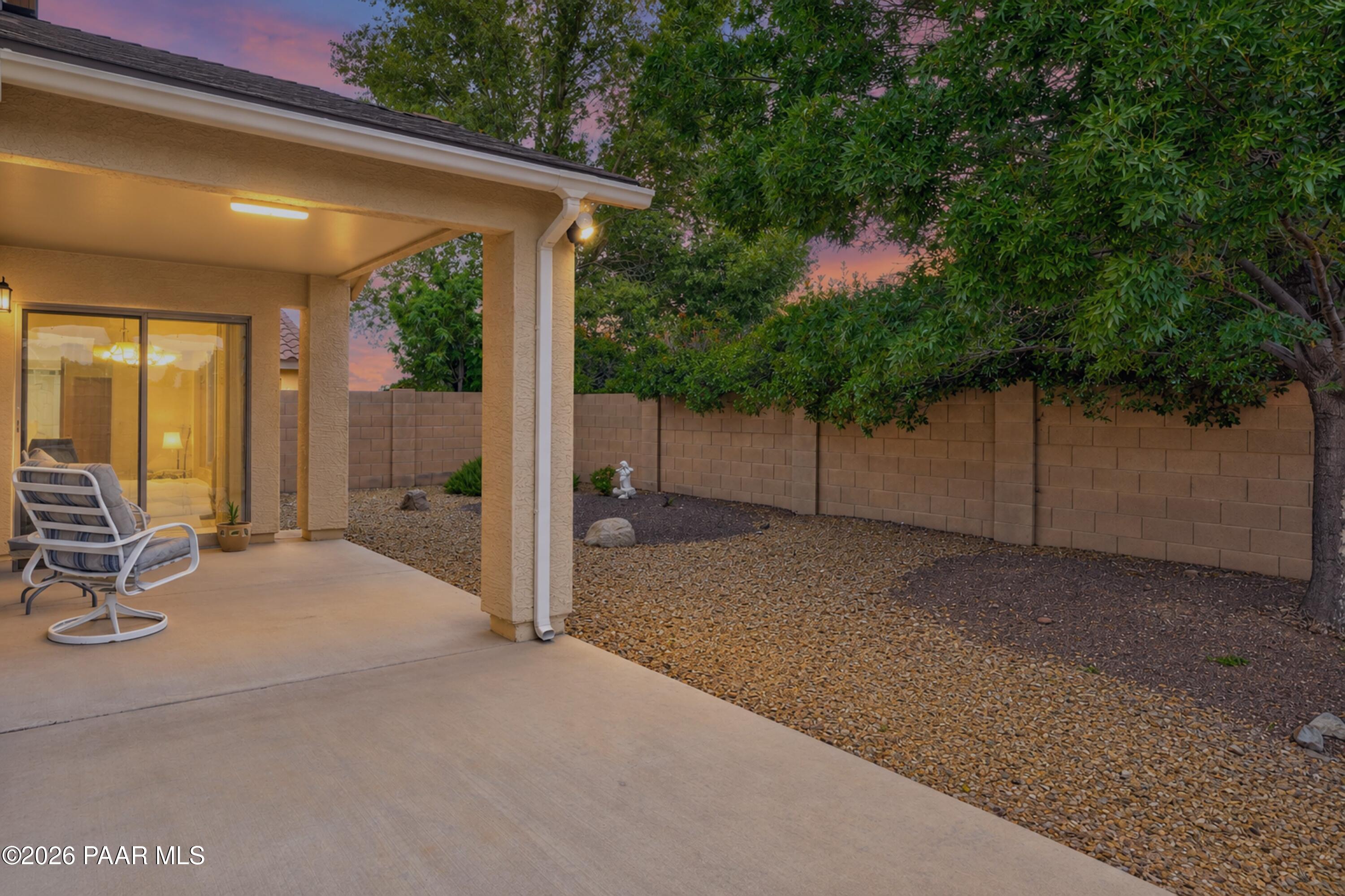 7511 N Summit