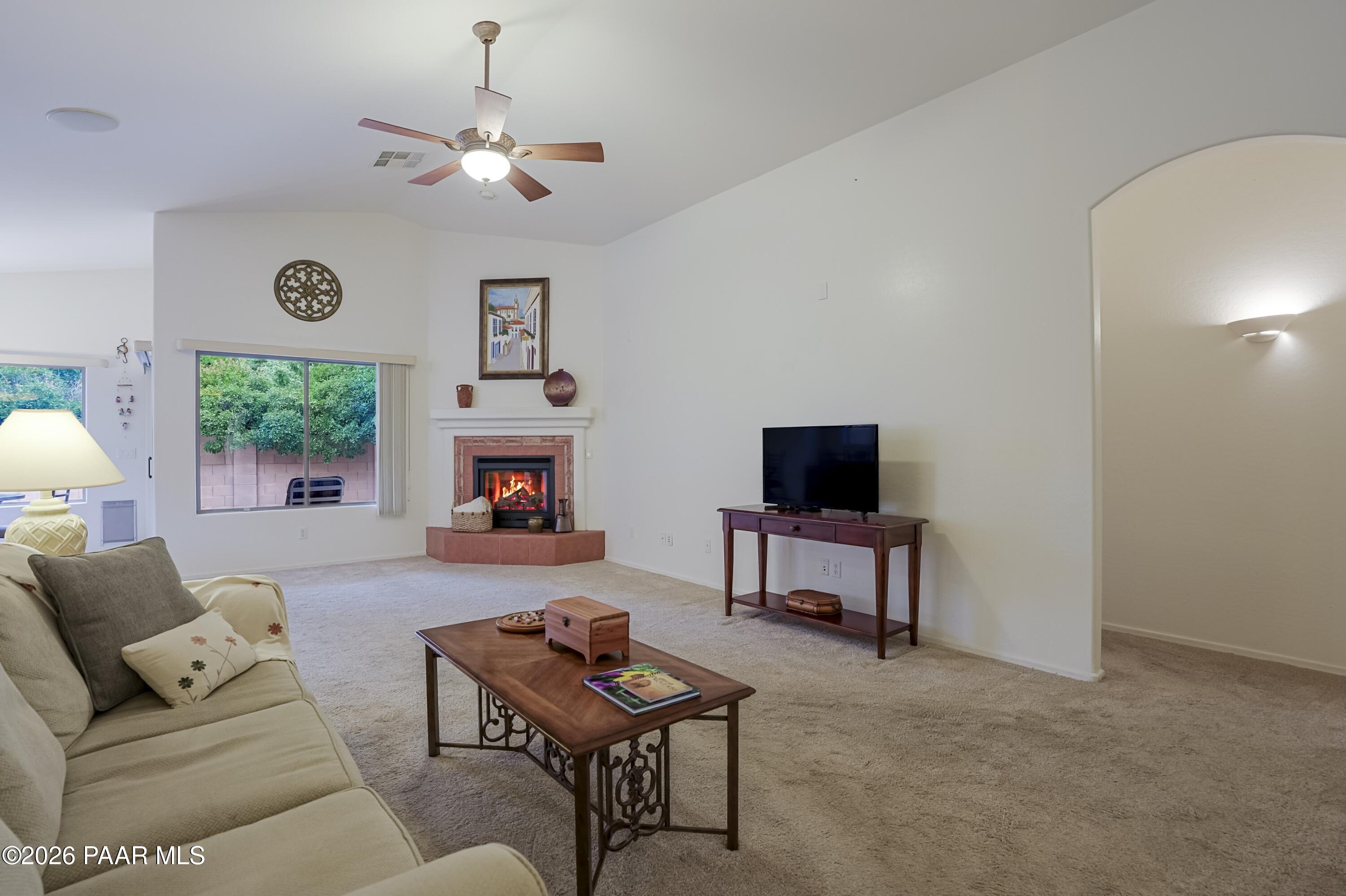 7511 N Summit