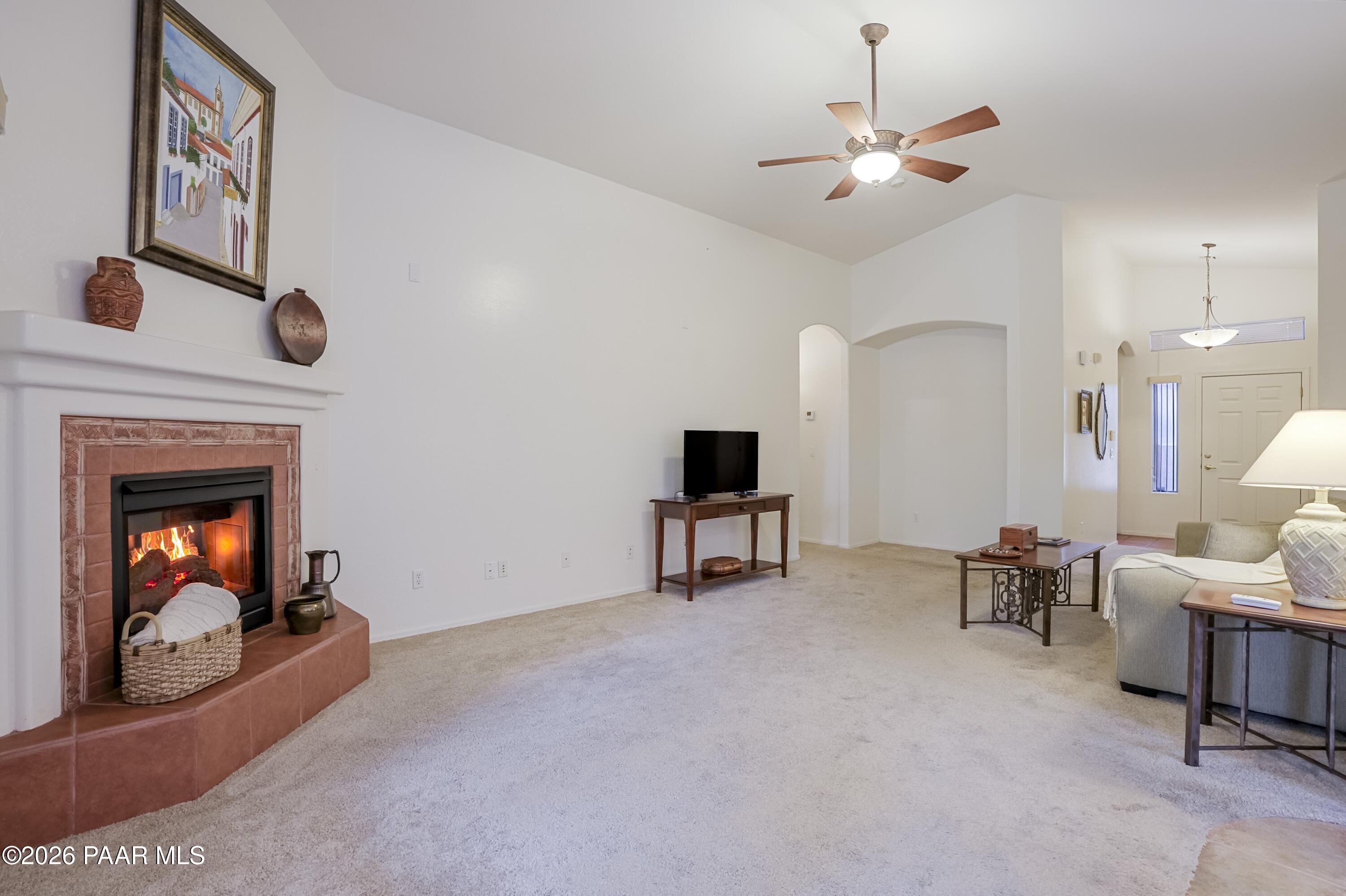 7511 N Summit