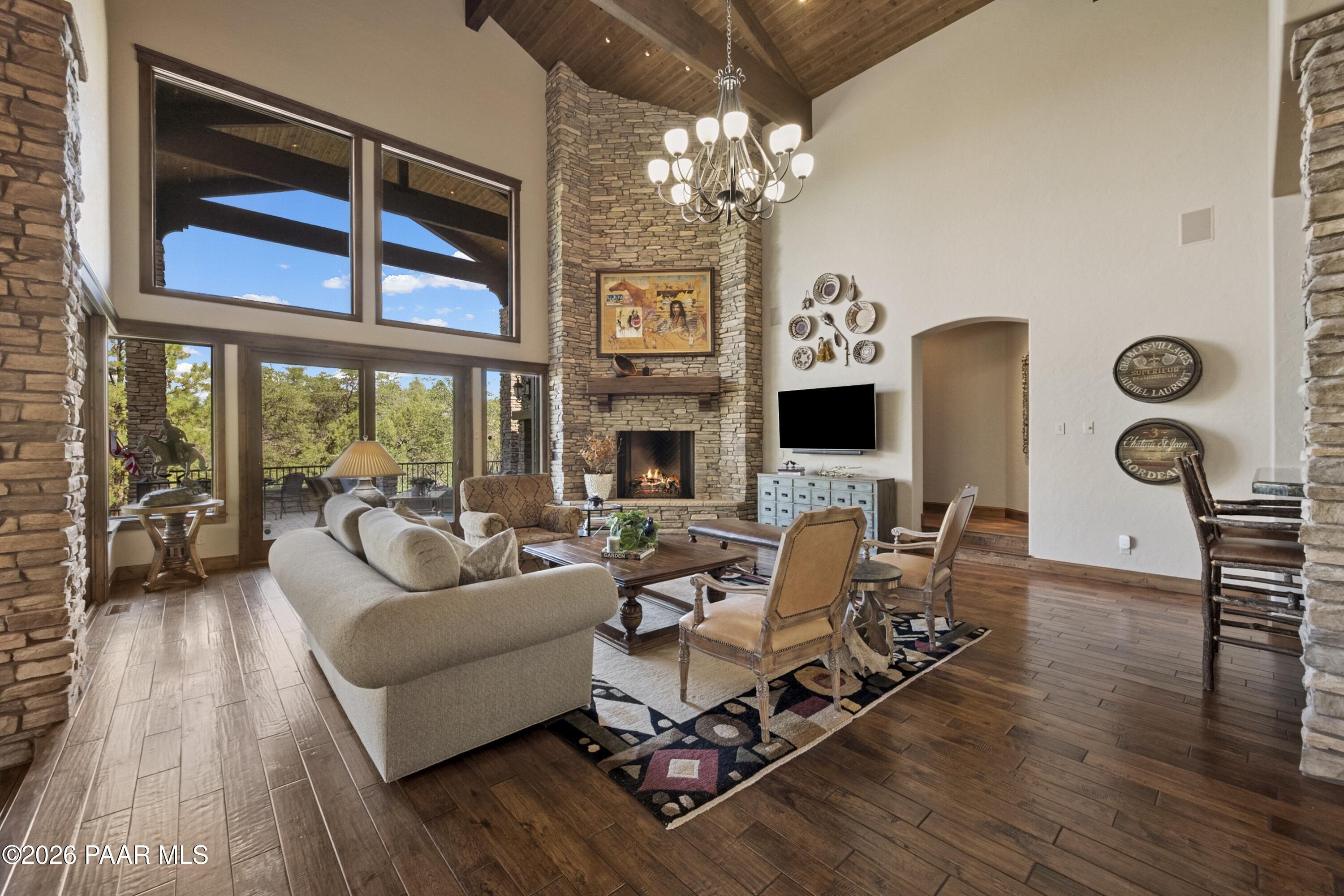 2140 Golf Club Lane