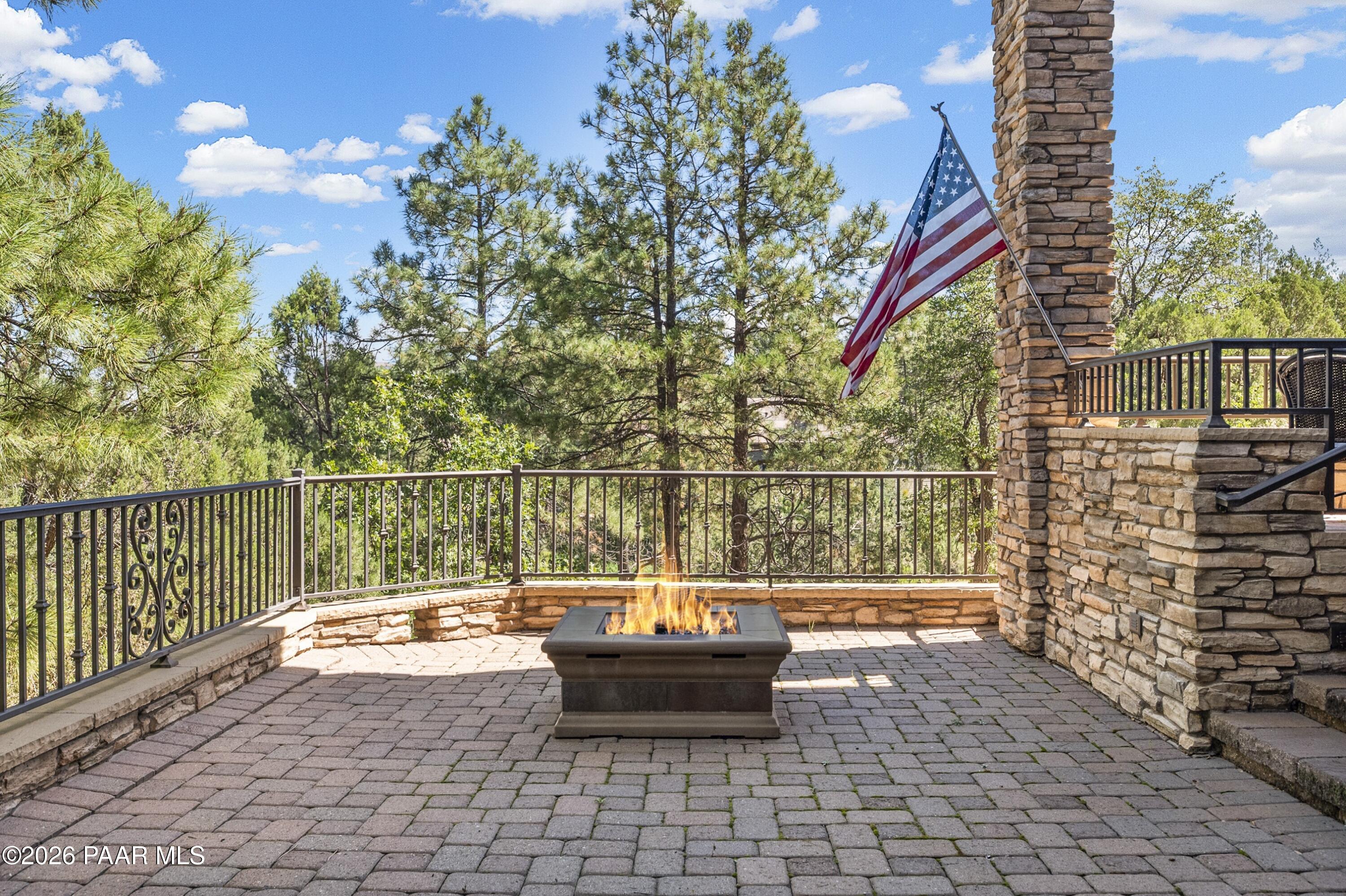 2140 Golf Club Lane