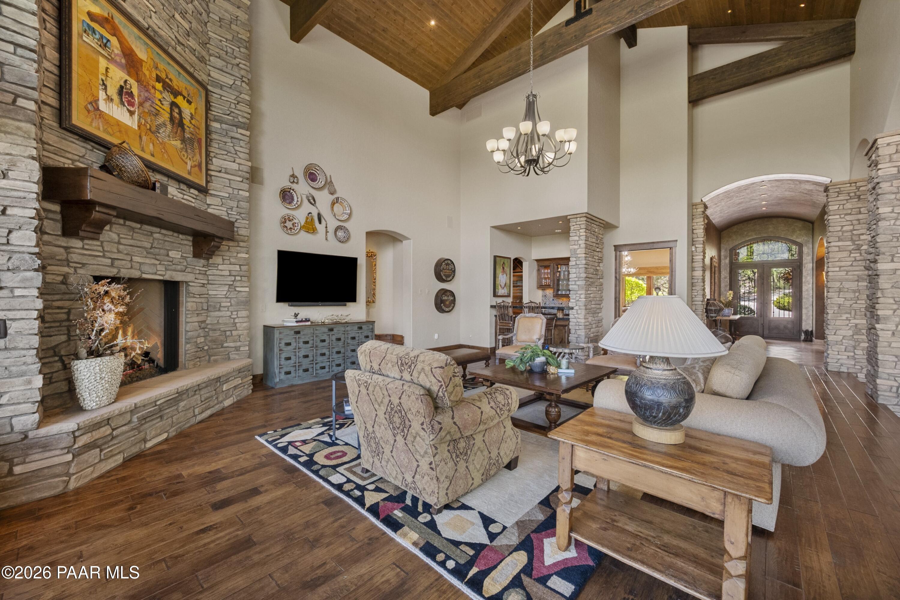 2140 Golf Club Lane