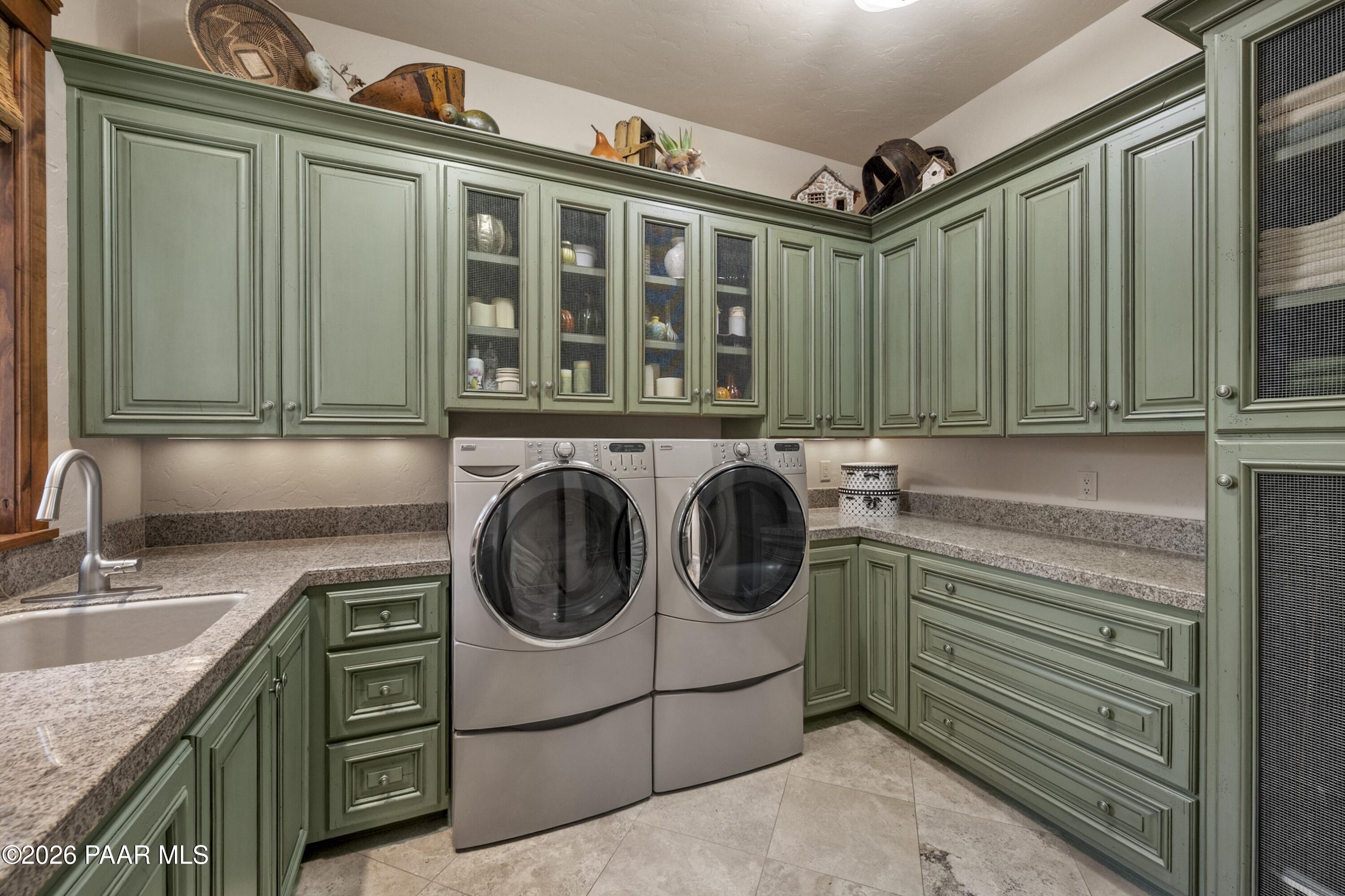 2140 Golf Club Lane