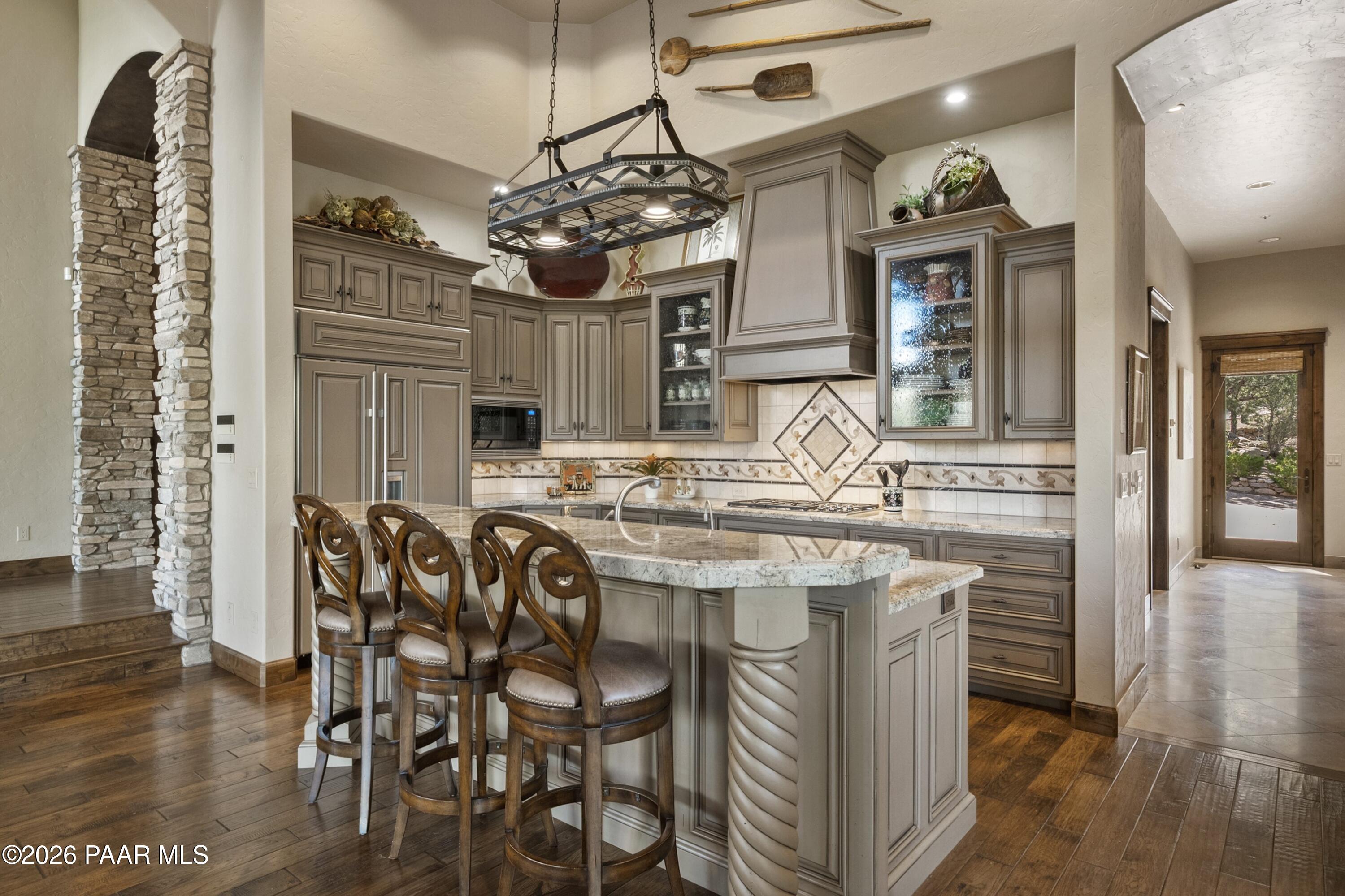 2140 Golf Club Lane