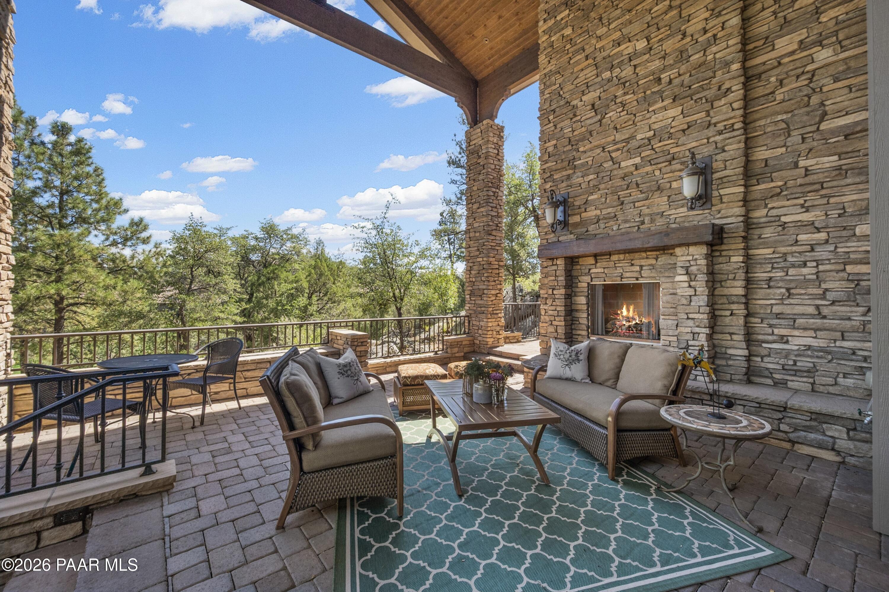 2140 Golf Club Lane