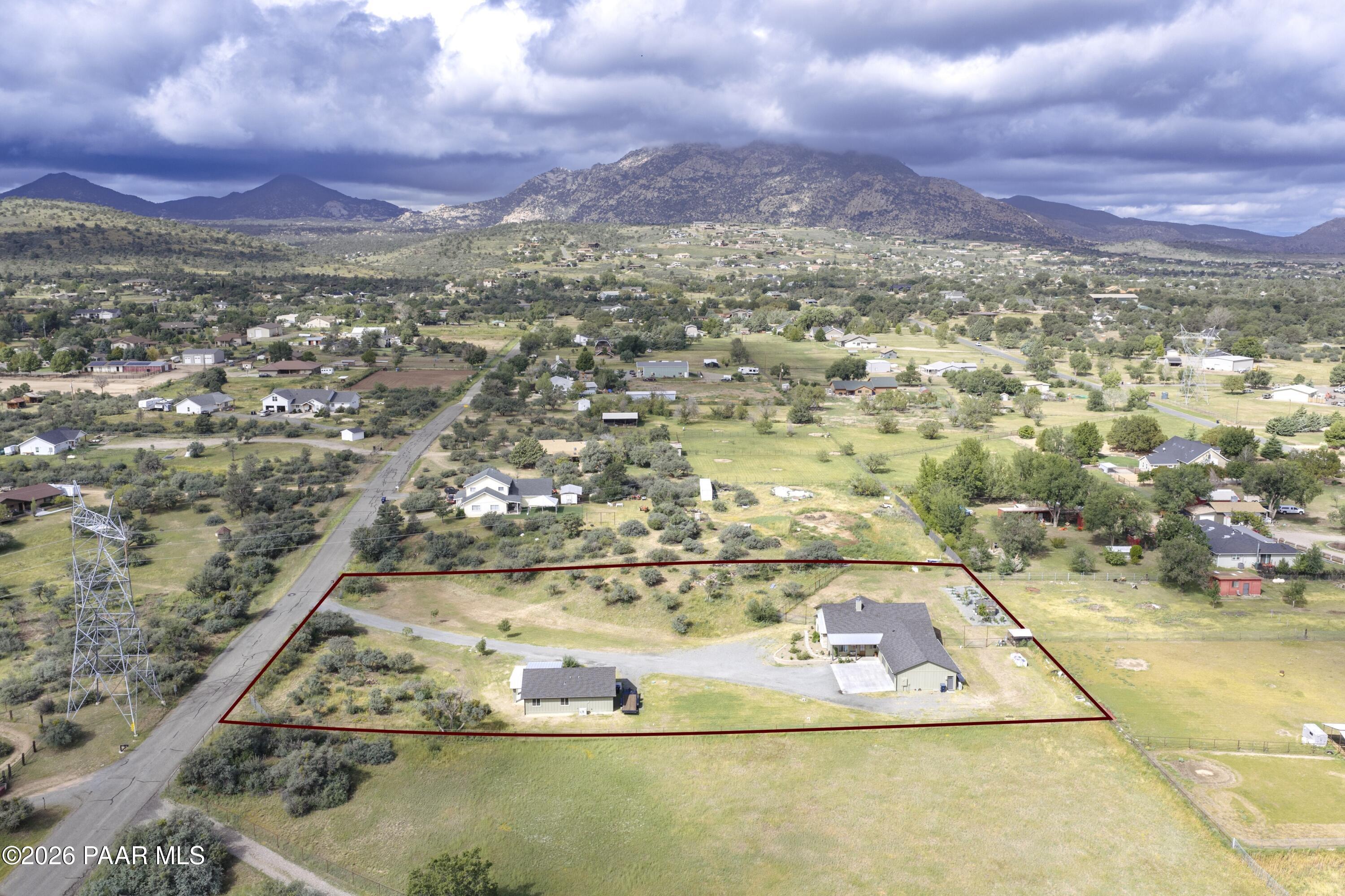 1379 W Mcintosh Drive