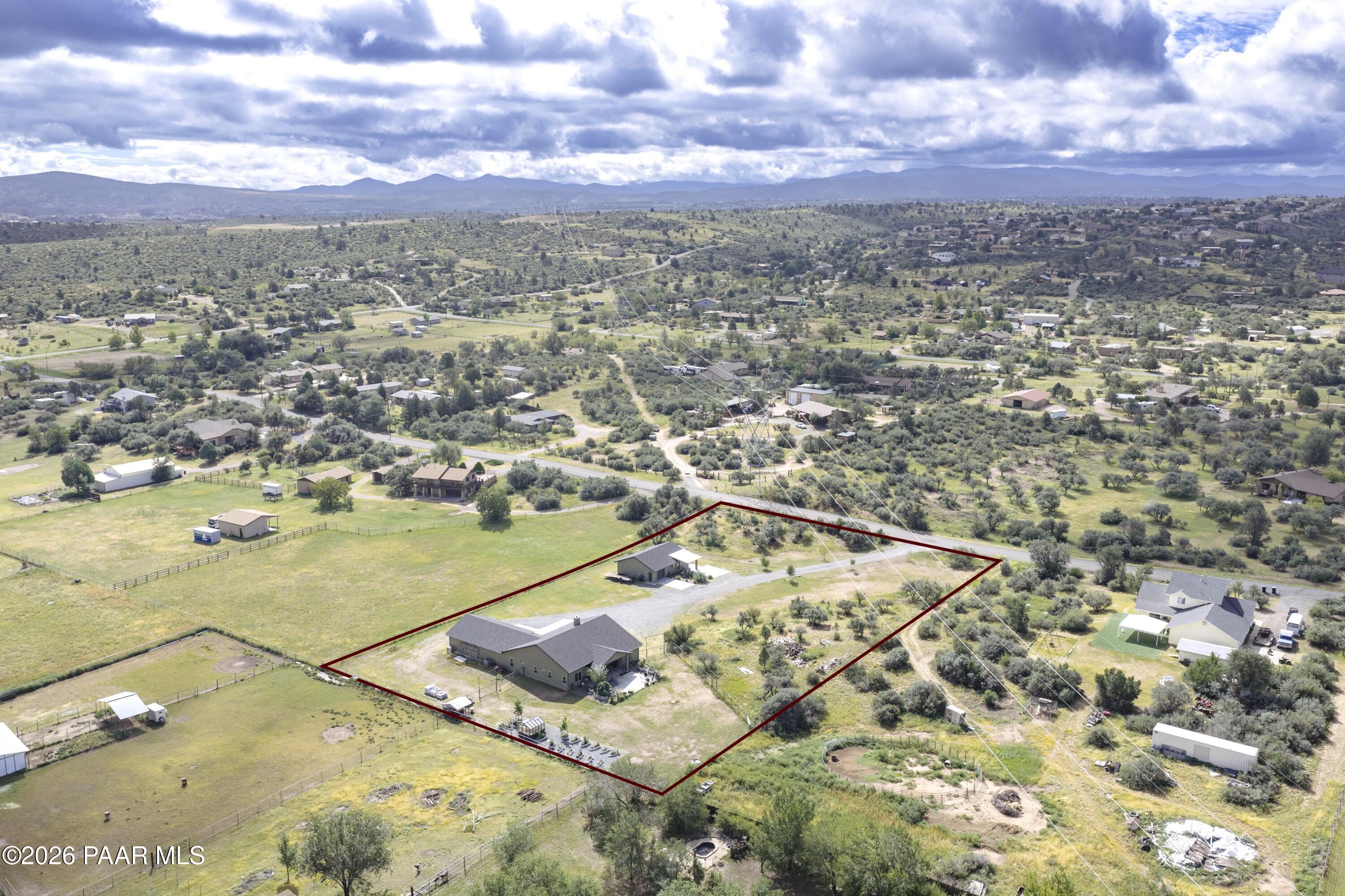 1379 W Mcintosh Drive