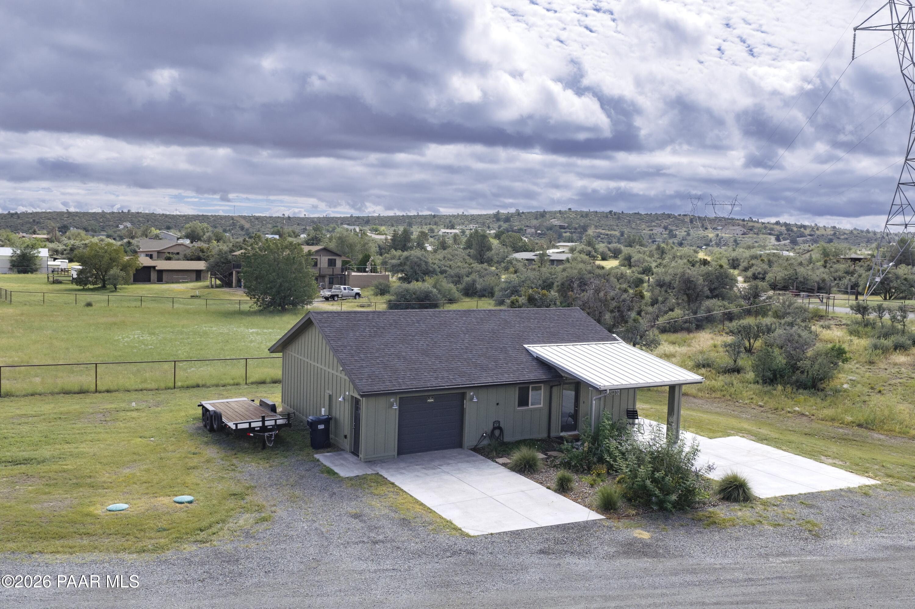 1379 W Mcintosh Drive