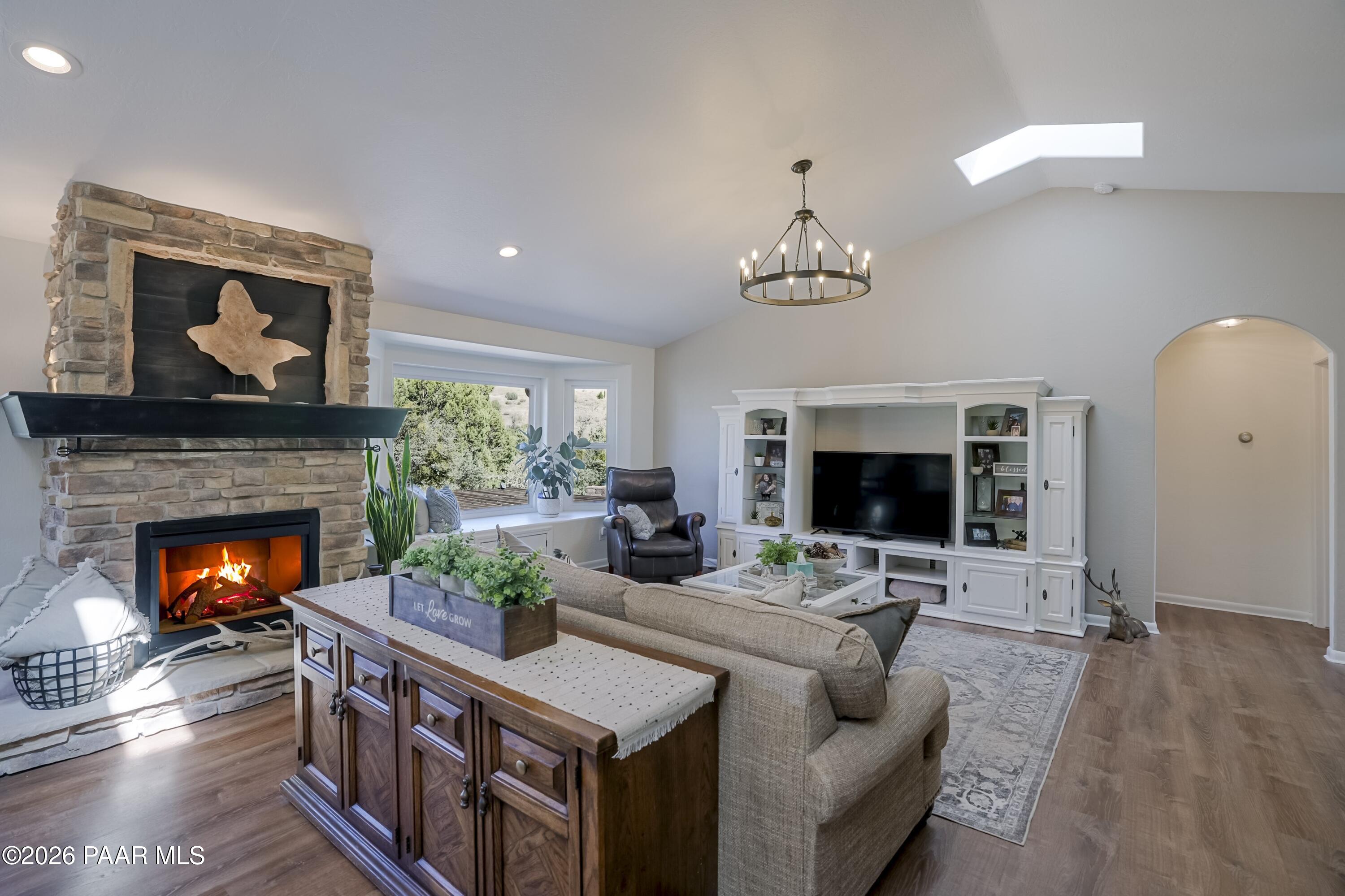 2509 Redbud Lane