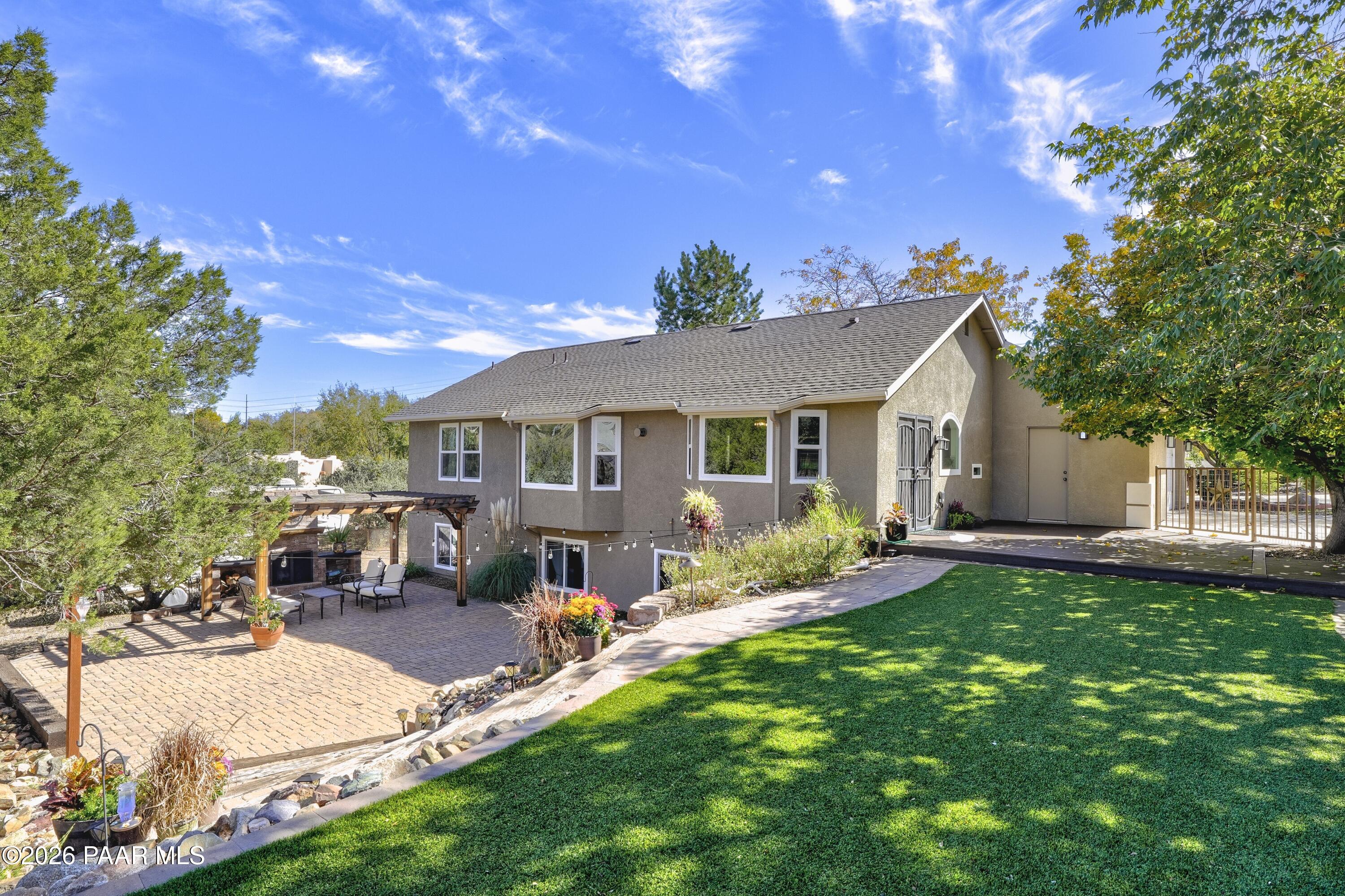2509 Redbud Lane
