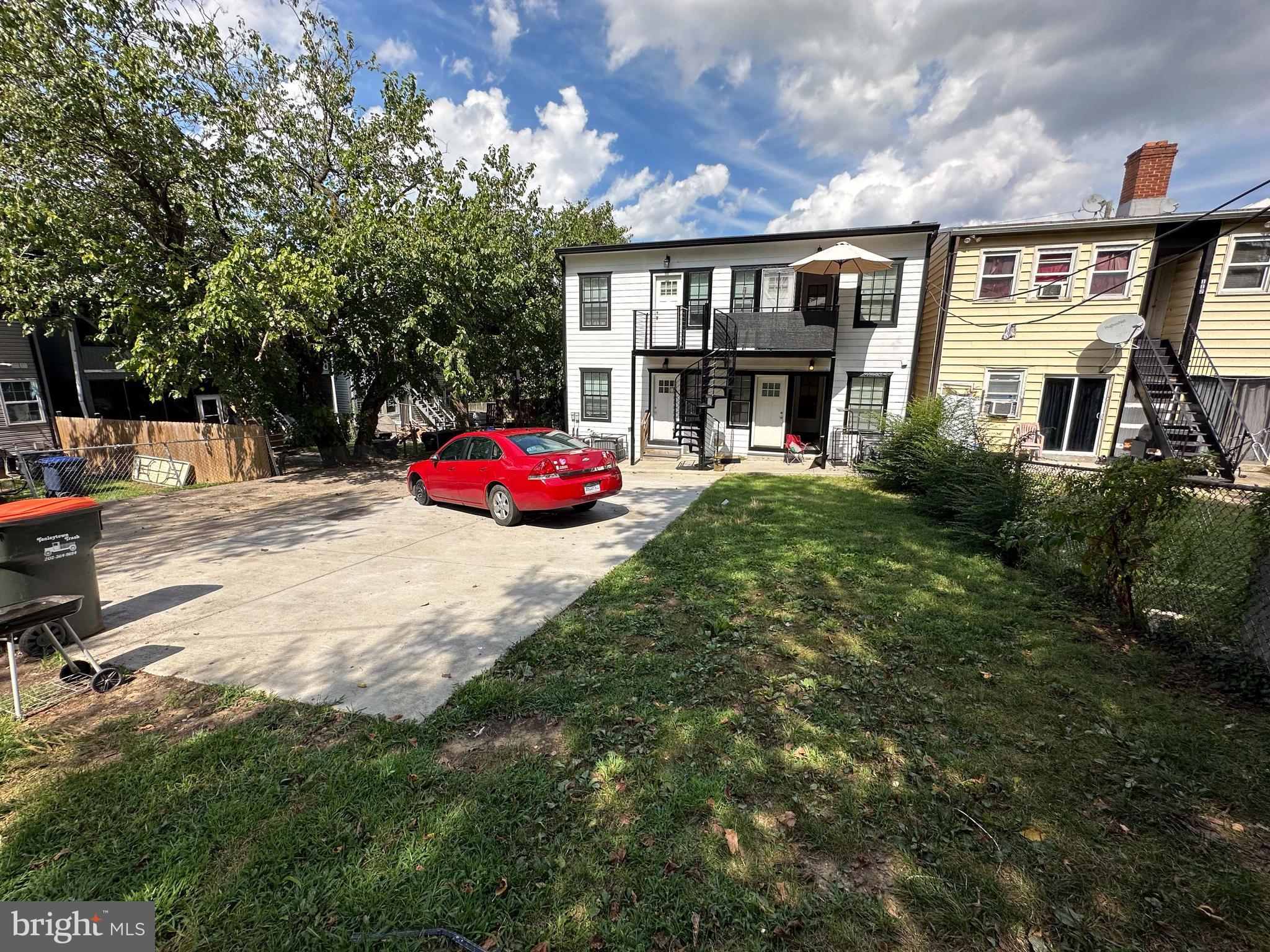 116 Emerson St NW