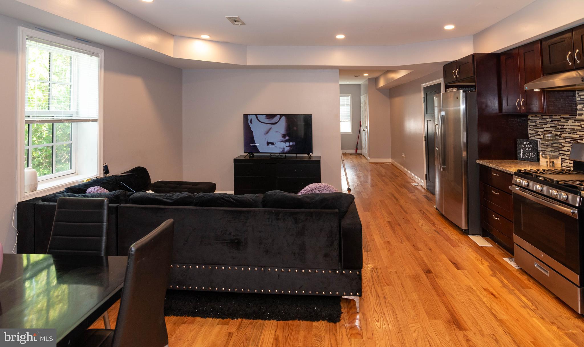 116 Emerson St NW